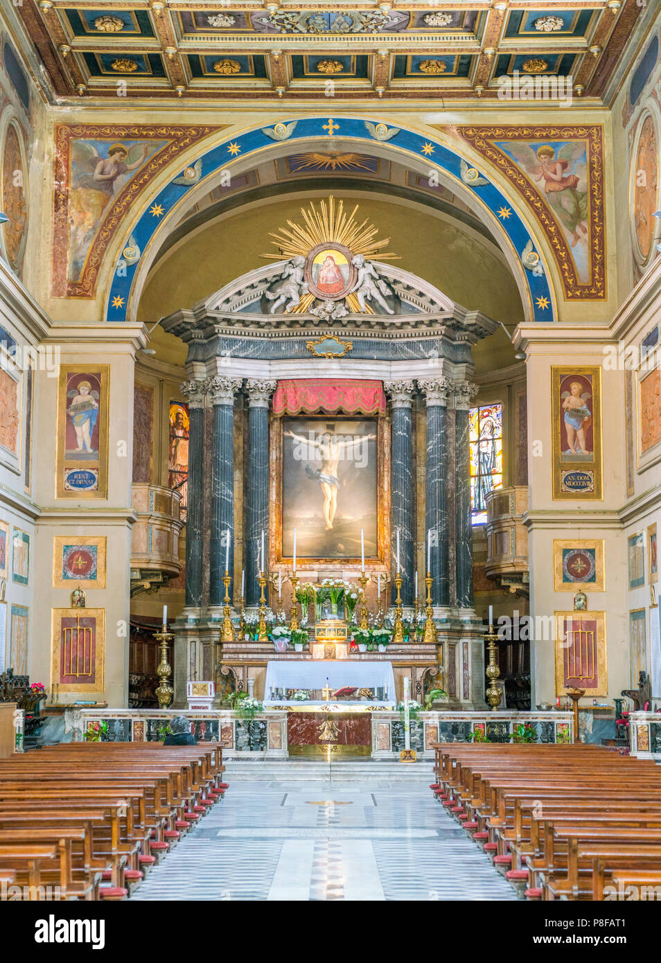 L'altare della Basilica di San Lorenzo in Lucina in Roma, Italia. Foto Stock