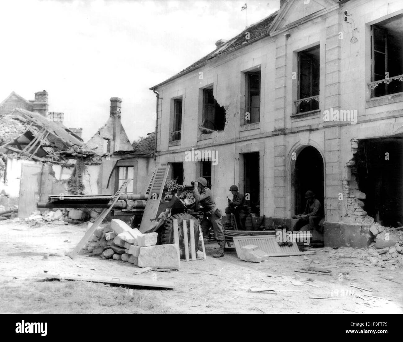 Serbatoio 607th Destroyer battaglione M5 3' anti-pistola serbatoio da qualche parte in Francia, 1944. Foto Stock