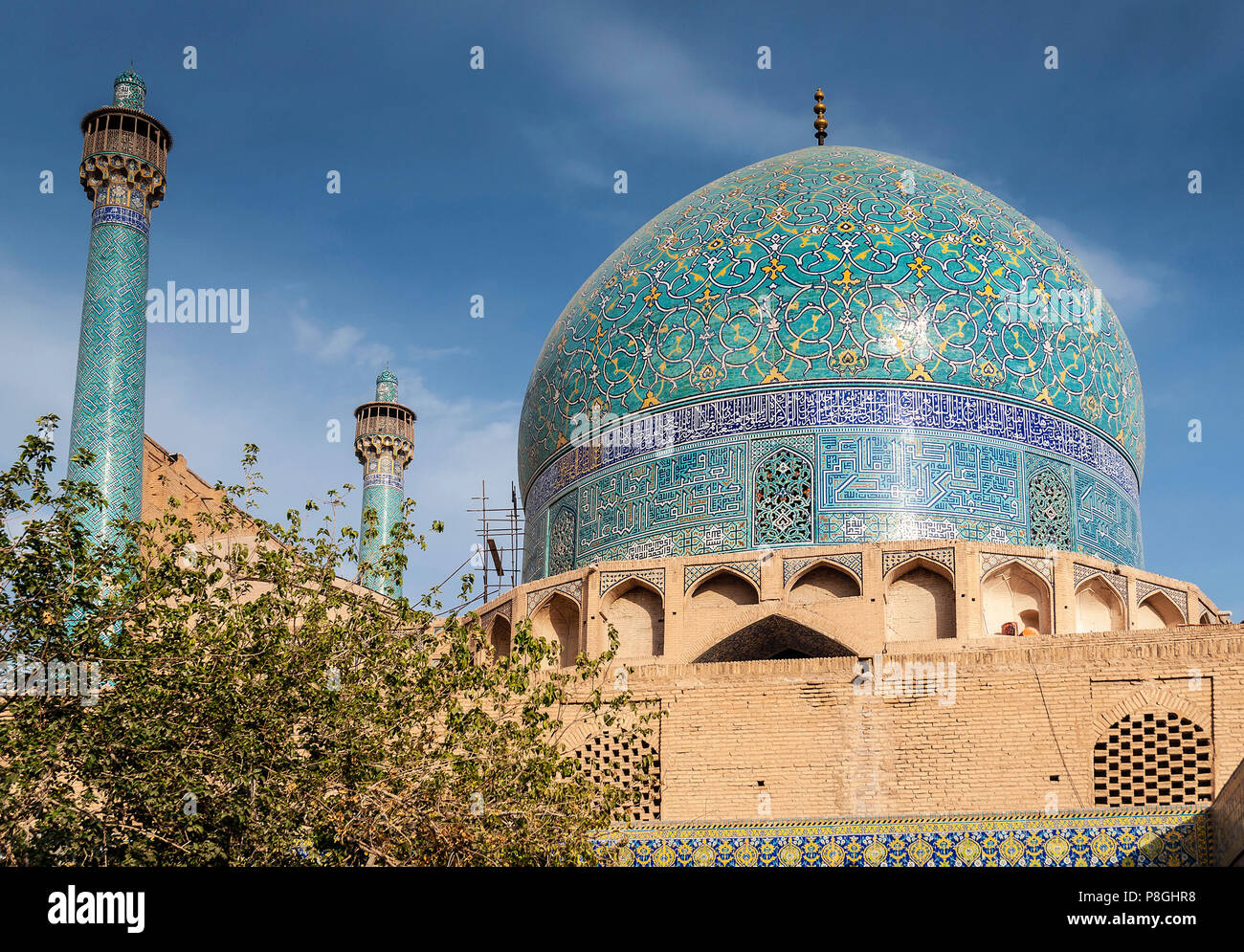 Il persiano architettura islamica dettaglio dell Imam moschea landmark a esfahan isfahan iran Foto Stock