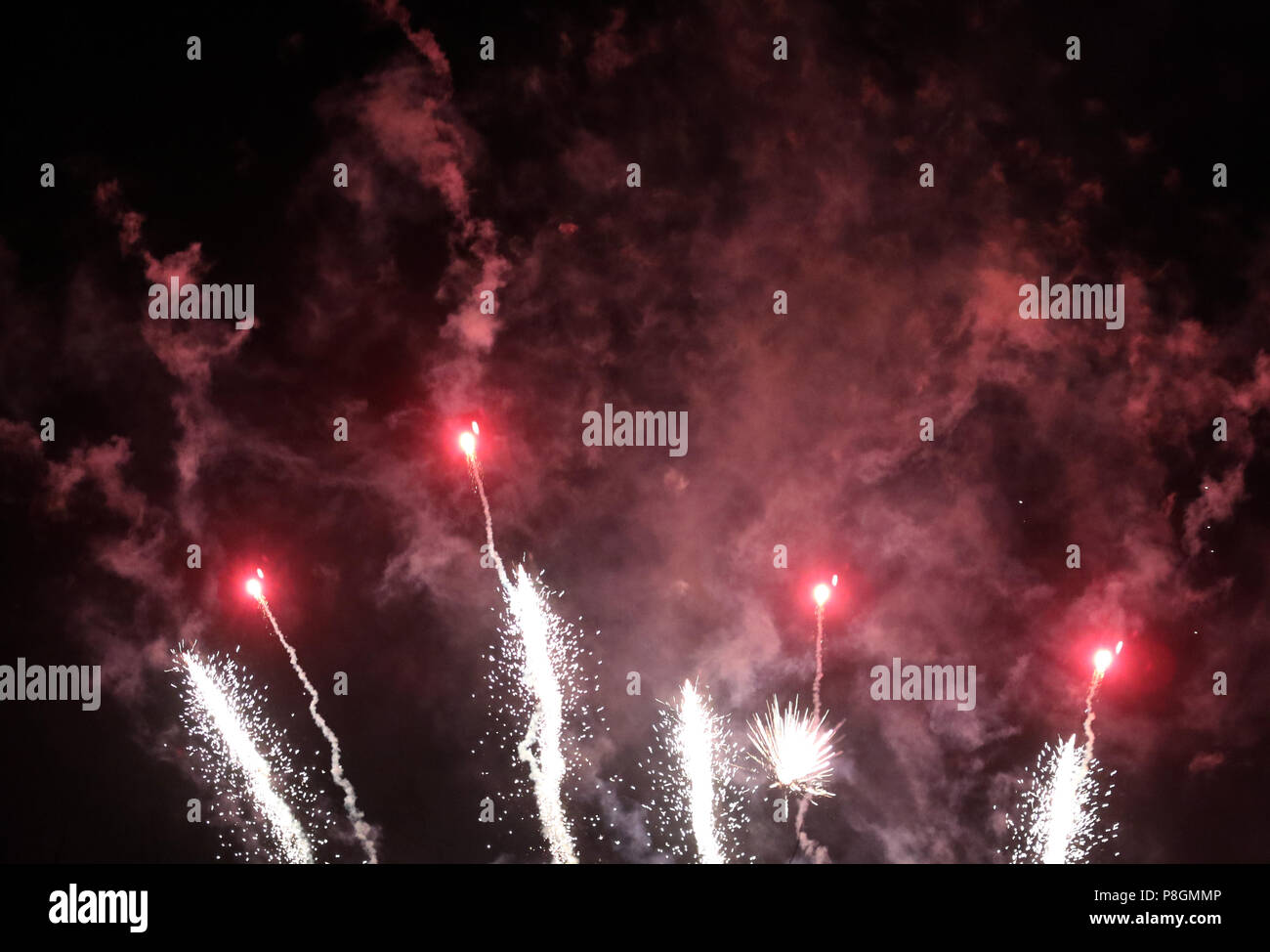 Berlino, Germania, polveri fini lo sviluppo a Capodanno fuochi d'artificio Foto Stock