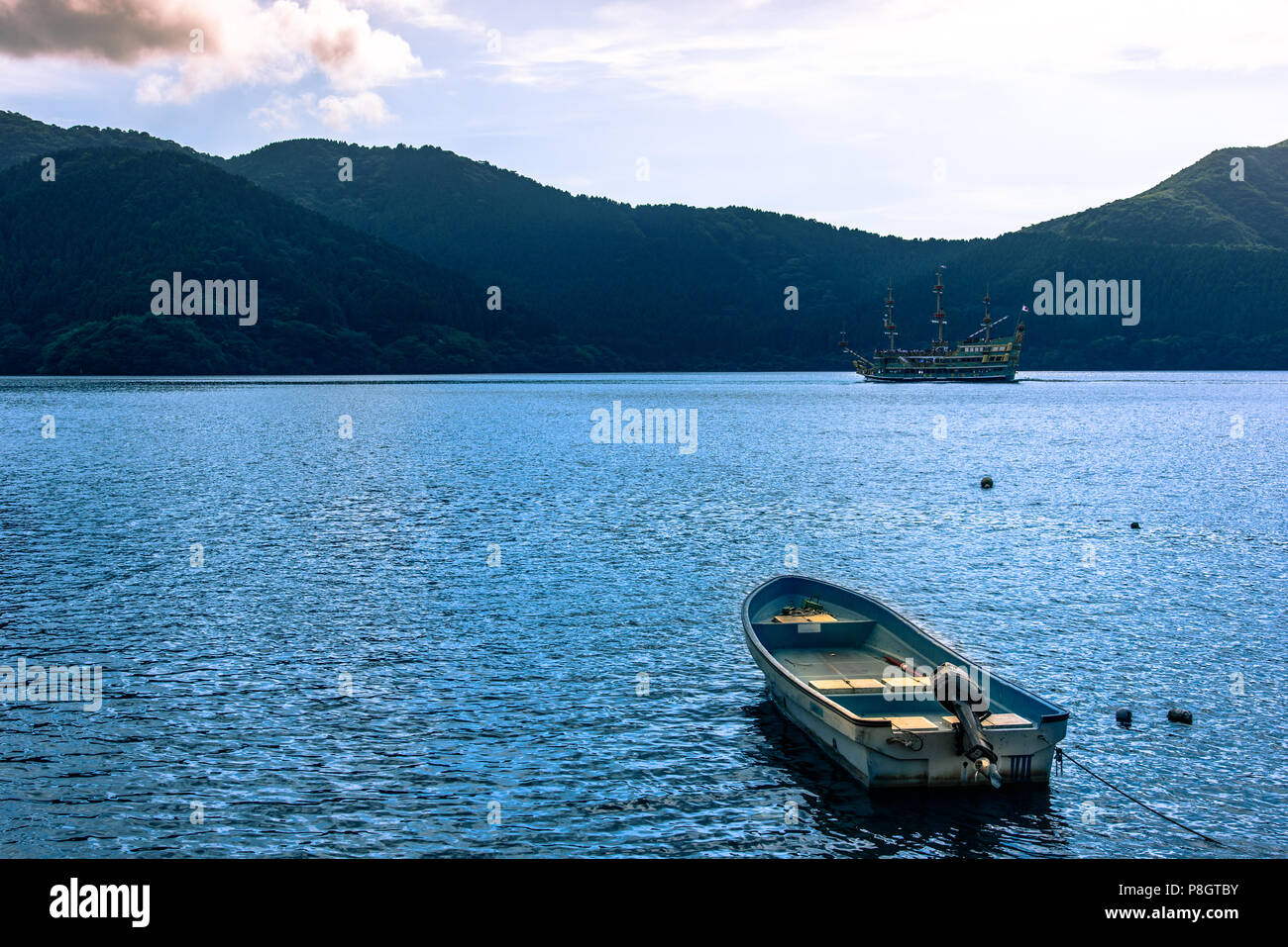 Rive del Lago Kawaguchiko, Hakone, Giappone Foto Stock