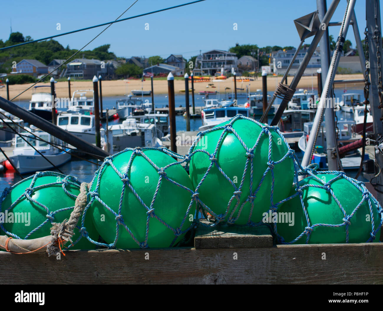 Galleggianti lungo il molo del pesce in a Provincetown, Massachusetts, sul Cape Cod, STATI UNITI D'AMERICA Foto Stock