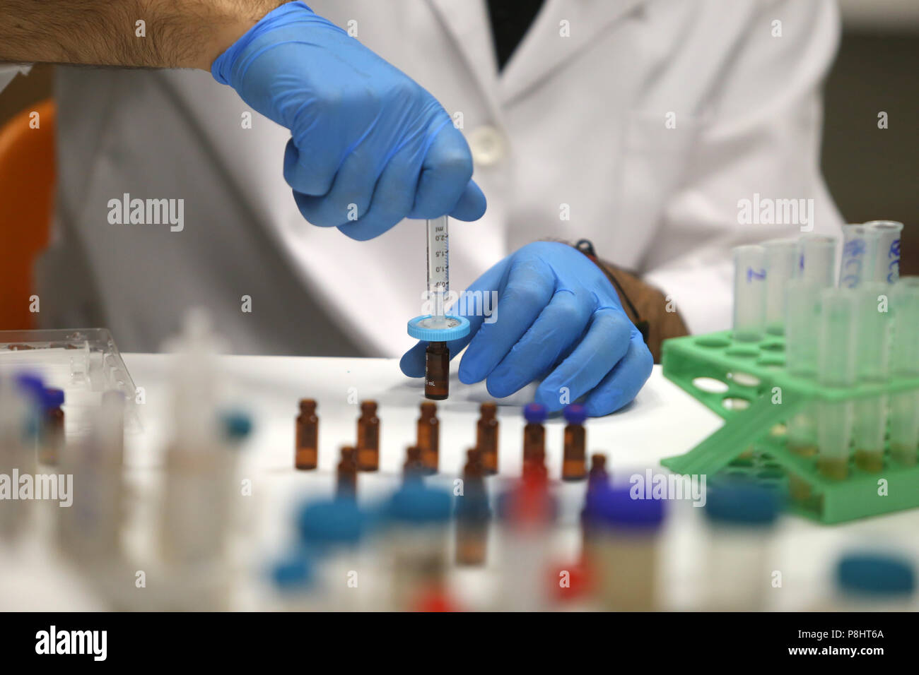 Un laboratorio è una struttura che offre condizioni controllate in cui scientifici o tecnologici di ricerca, esperimenti. Foto Stock