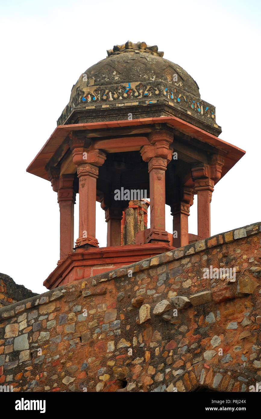 Humayun gate (bastioni meridionali) dall'interno, Purana Qila, New Delhi, India Foto Stock