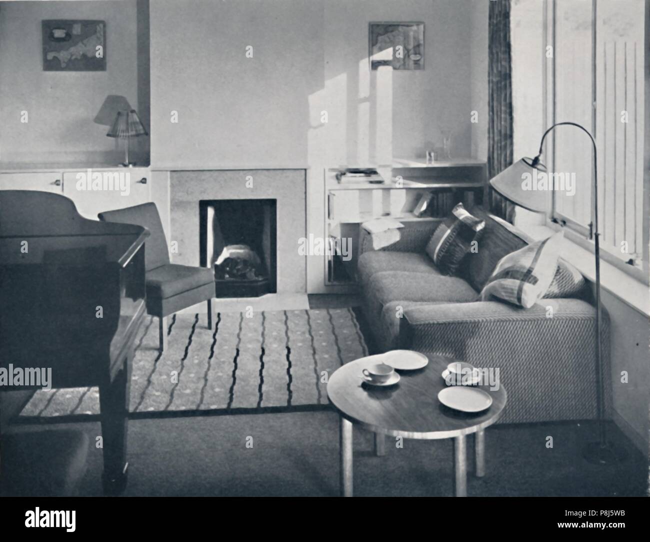 "Elsa stand - soggiorno che è stata progettata per ospitare un gran pianoforte", 1939. Artista: W. Dennis Moss. Foto Stock