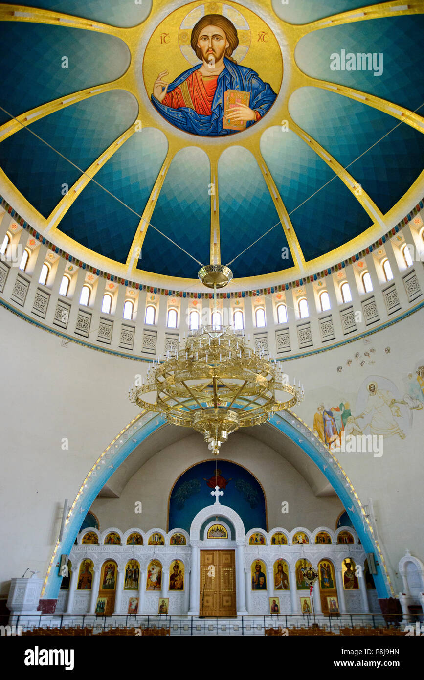 Vista interna con cupola, Ortodossi risurrezione cattedrale, Tirana, Albania Foto Stock