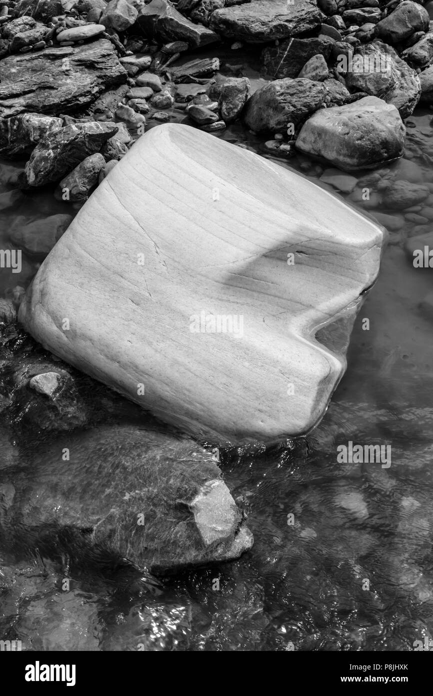 Rocce del fiume MARKHA che alimenta il fiume ZANSKAR - ZANSKAR, Ladakh, INDIA Foto Stock