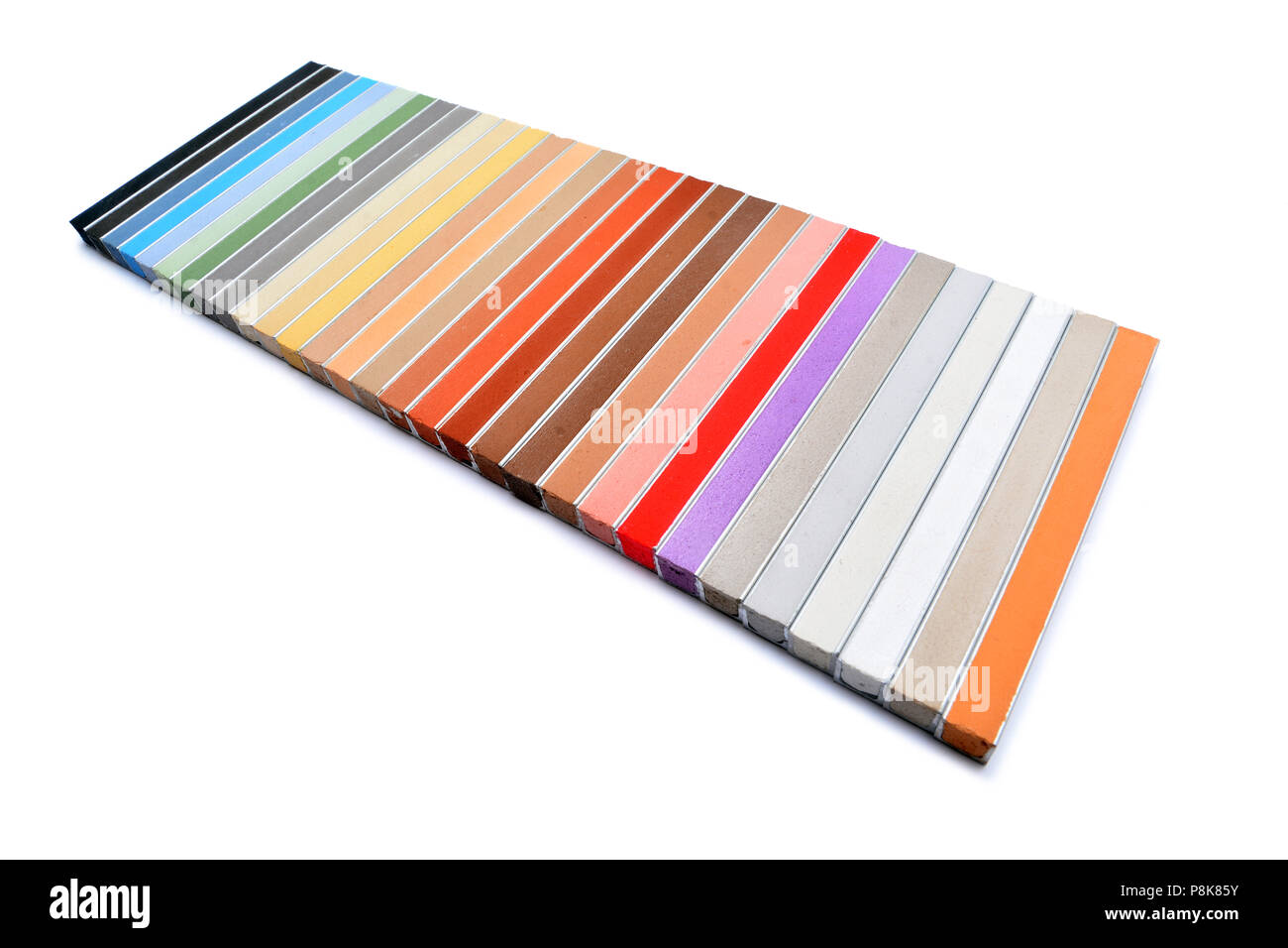 Stucco colorato campioni, pastelli, isolati su sfondo bianco Foto Stock