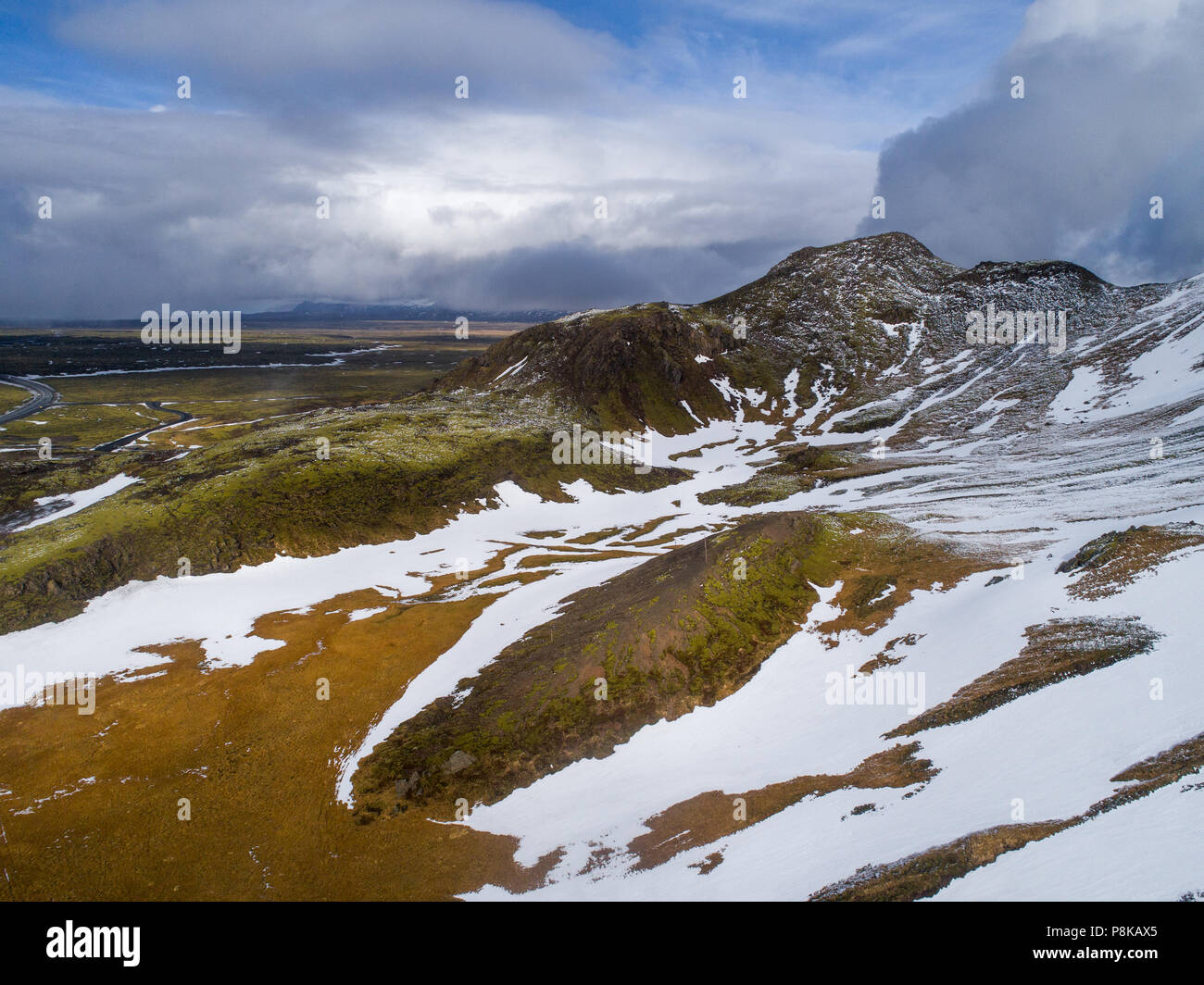 Vista aerea dell'Islanda paesaggio con la neve Foto Stock