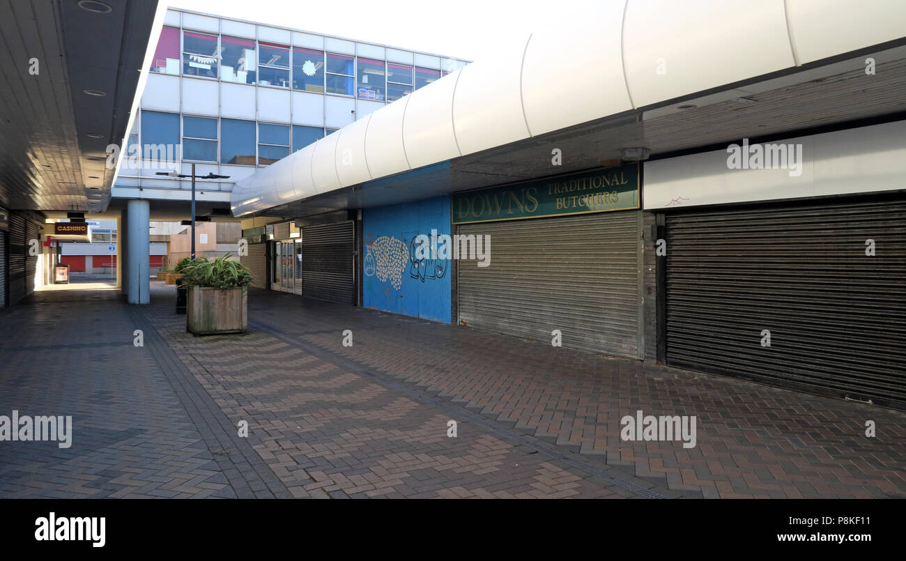 Doncaster centro vuoto unità al dettaglio, Doncaster, South Yorkshire, Inghilterra, Regno Unito Foto Stock