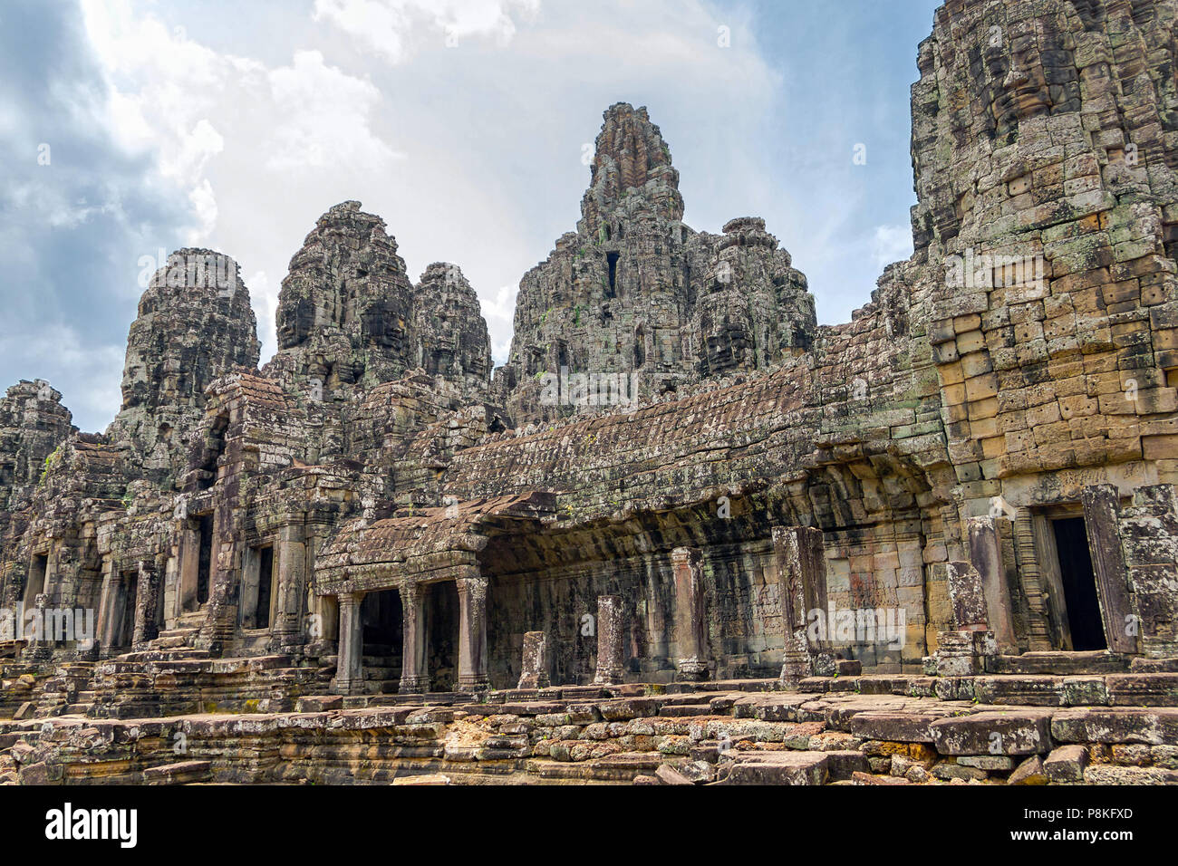 Il famoso tempio Khmer di Angkor Tom in Cambogia. Foto Stock