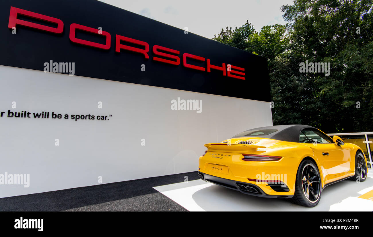 Goodwood Festival of Speed, Chichester, Regno Unito. 12 luglio 2018. 70 anno celebrazione della Porsche. Credito: Stuart C. Clarke/Alamy Live News Foto Stock