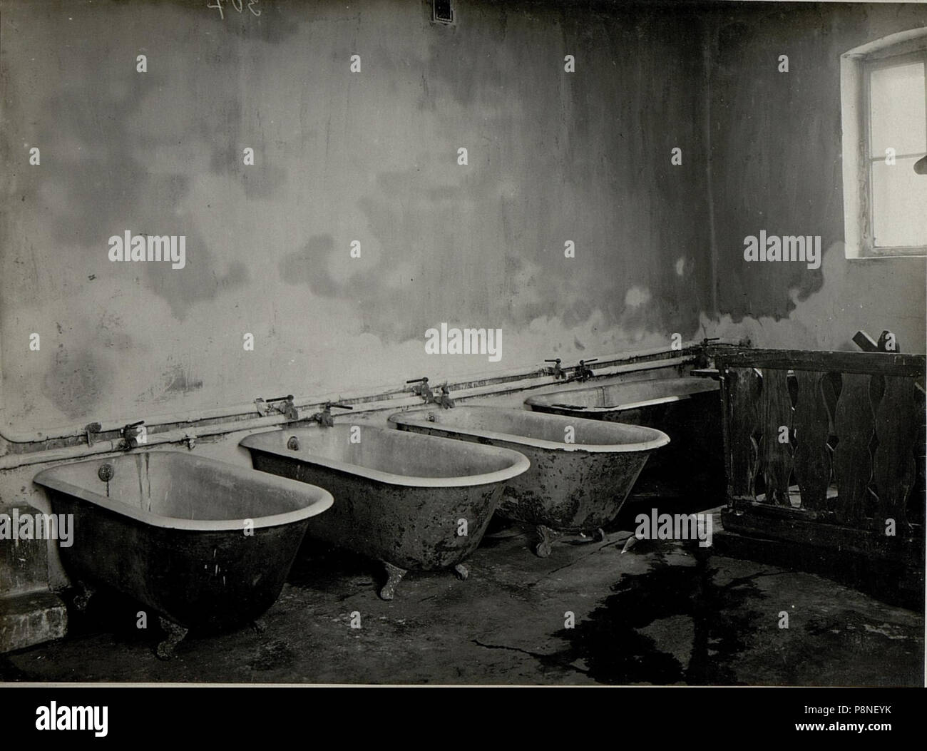 . 284 Feldspital 3-13, Bad. Aufgenommen am 6.V.1916. TLUMACZ. (BildID 15537437) Foto Stock
