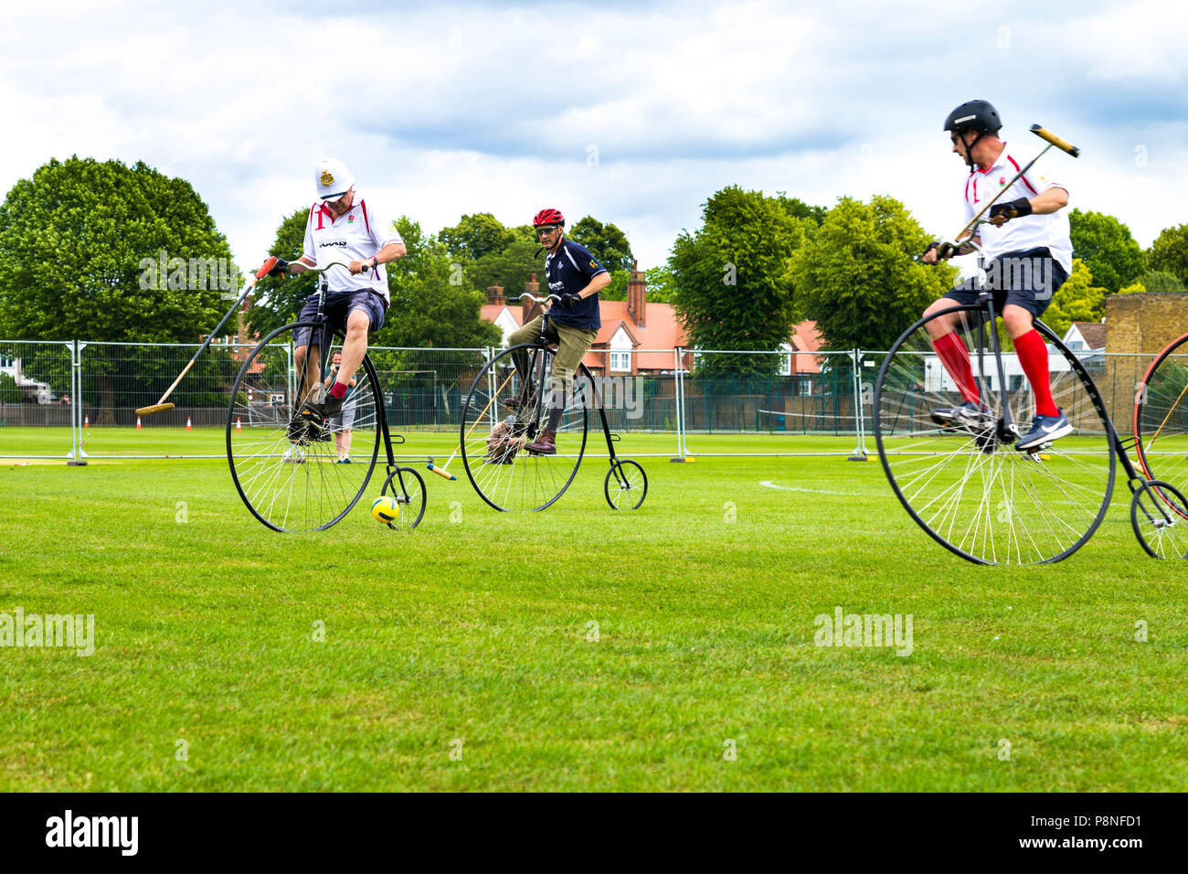 Penny Farthing partita di polo al mondo Ciclismo Revival Festival 2018, London, Regno Unito Foto Stock