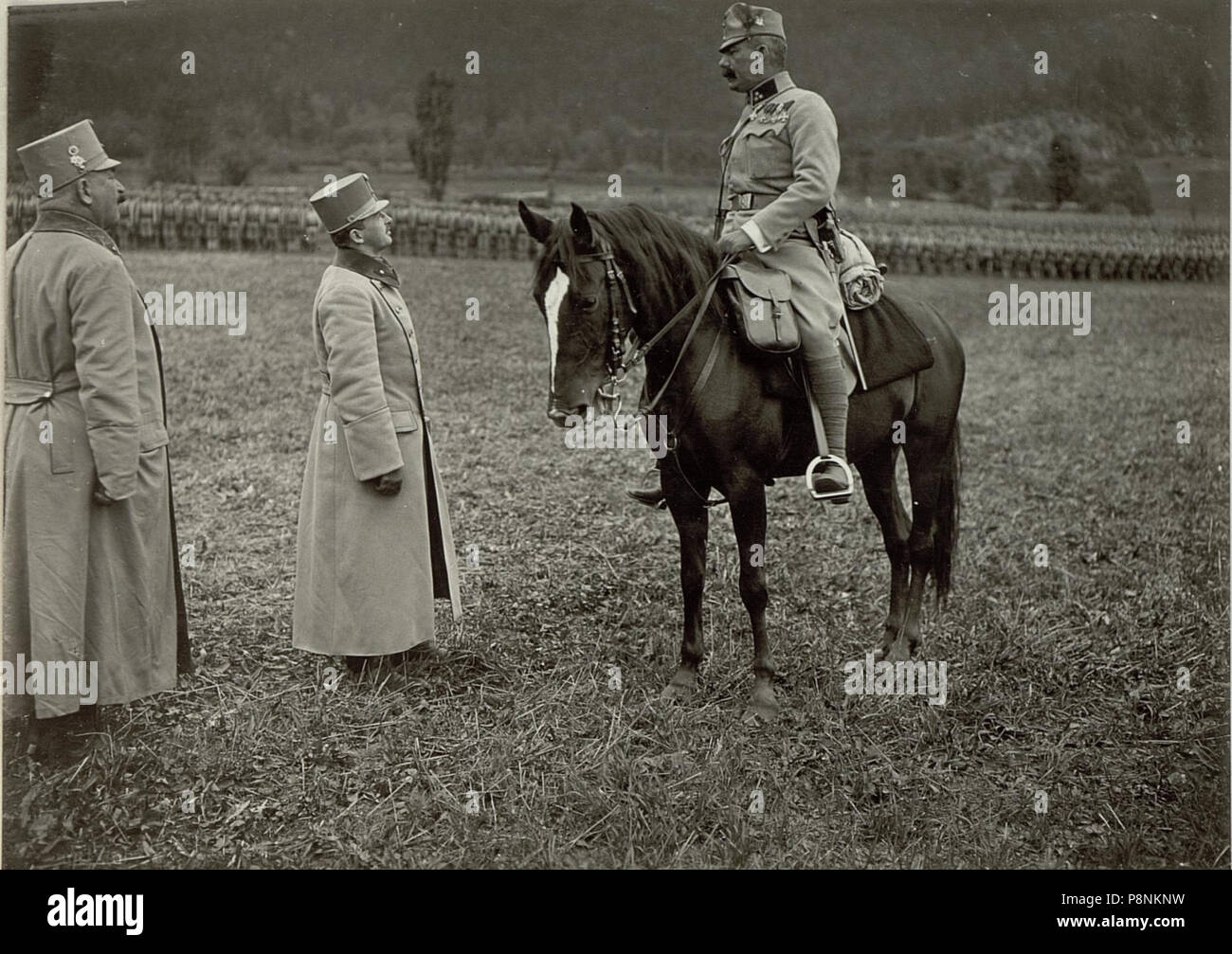 . 344 Inspzierung durch Sr.k.u.k.Hoheit Erzh. KARL FRANZ JOSEF. Meldung des Herrn Hauptmann JANKOWIC. Aufgenommen, am 22. Settembre 1915. (BildID 15460356) Foto Stock