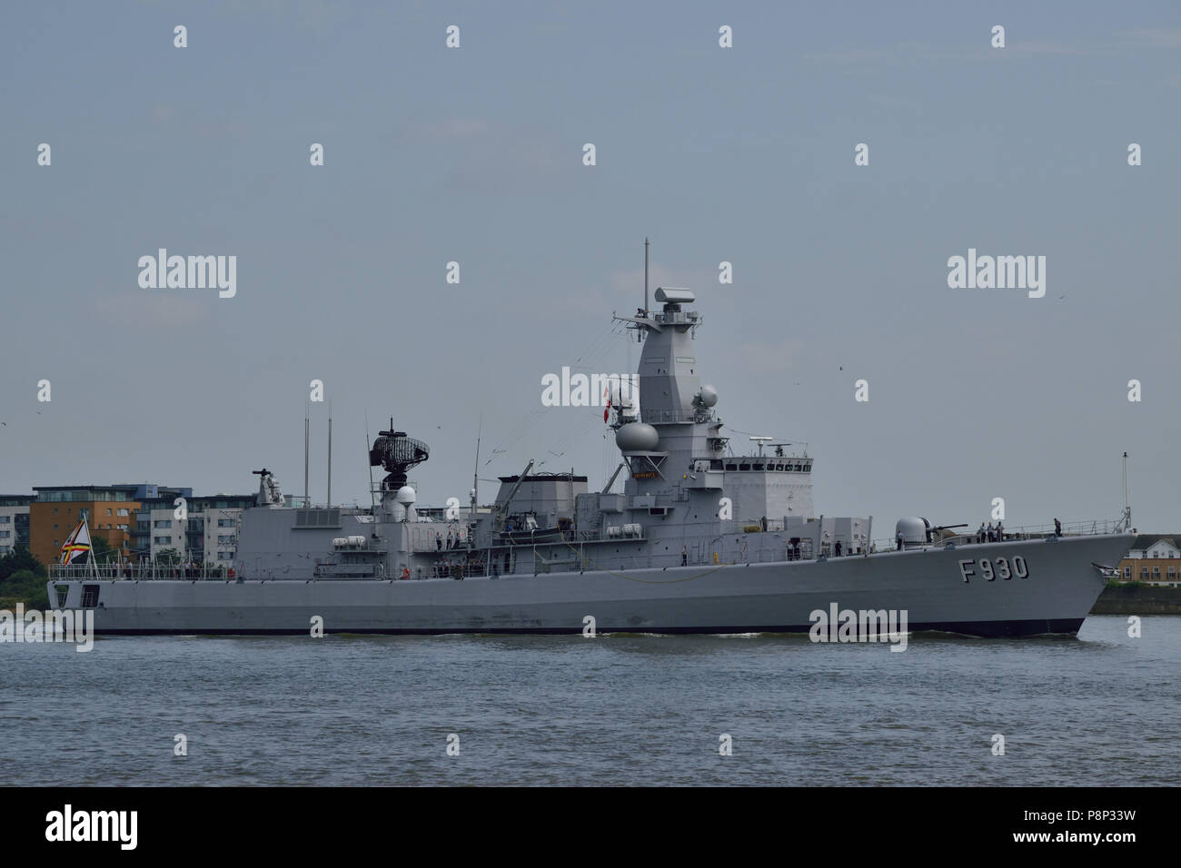 Marina belga Frigate BNS Leopoldo I F930 arriva sul Fiume Tamigi a Londra Foto Stock