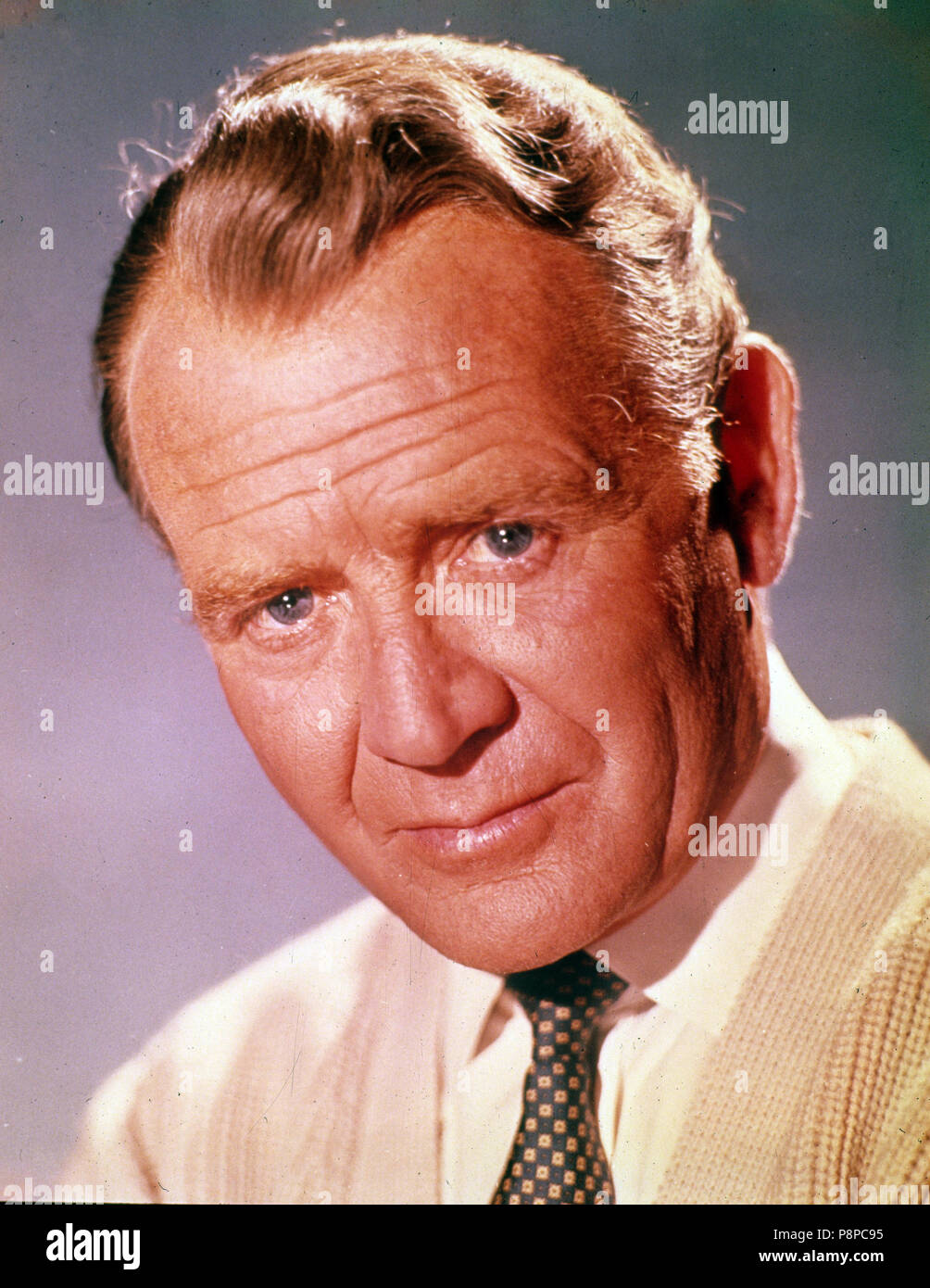 JOHN MILLS (1908-2005) film inglese attore circa 1957. Foto Stock