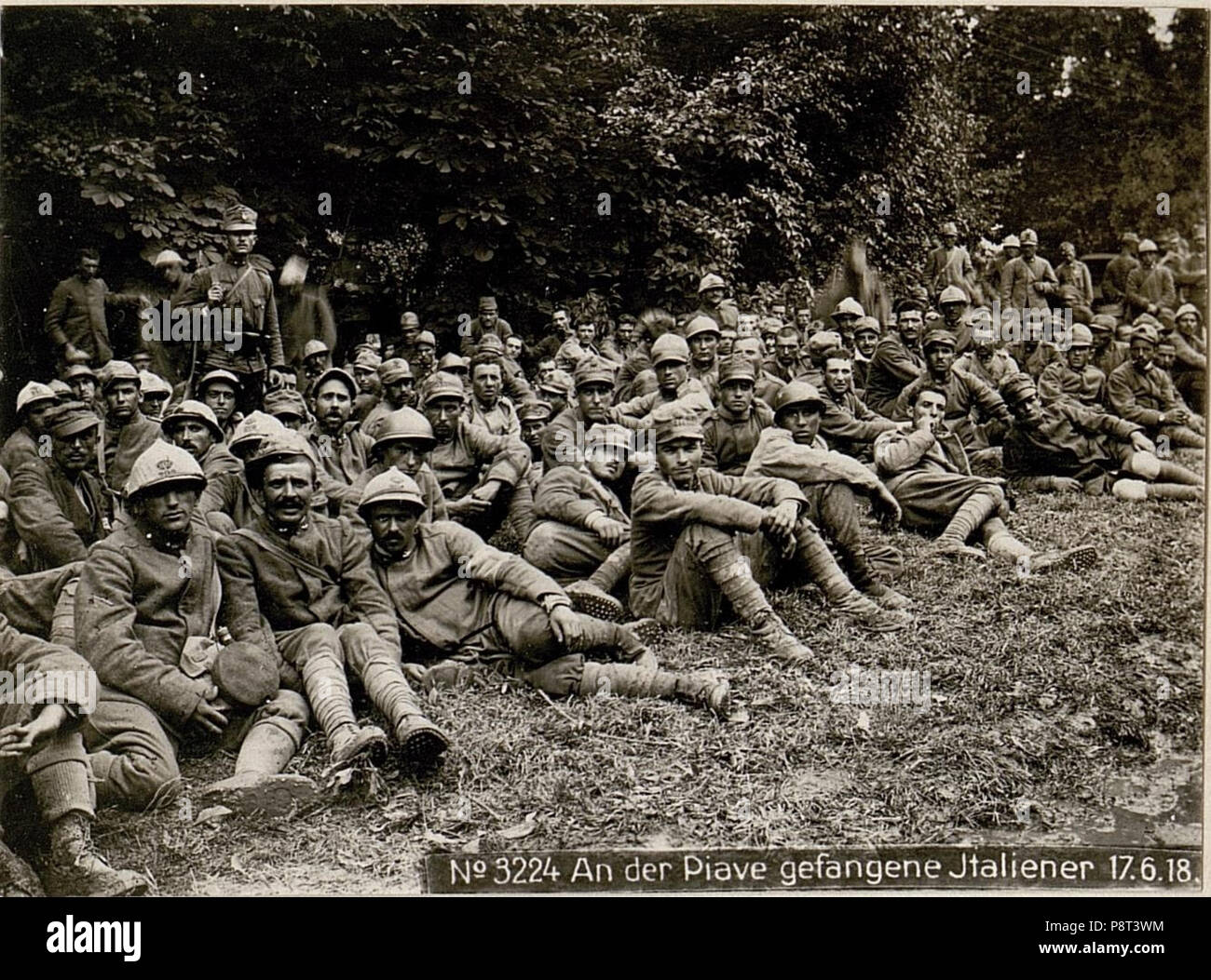 . 35 An der Piave gefangene Italiener 17.6.18. (BildID 15620271) Foto Stock