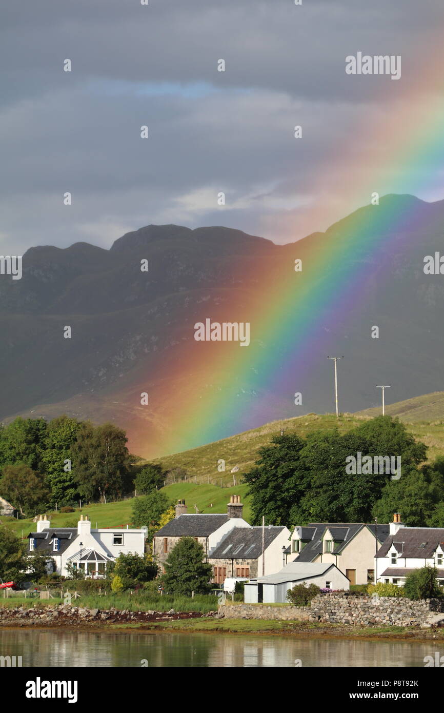 Rainbow nelle Highlands in Scozia Foto Stock