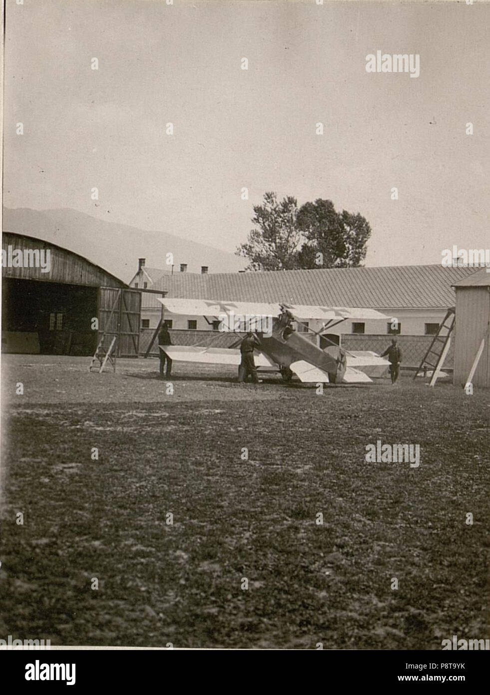. 35 Am Flugplatz a Villach. (BildID 15799951) Foto Stock