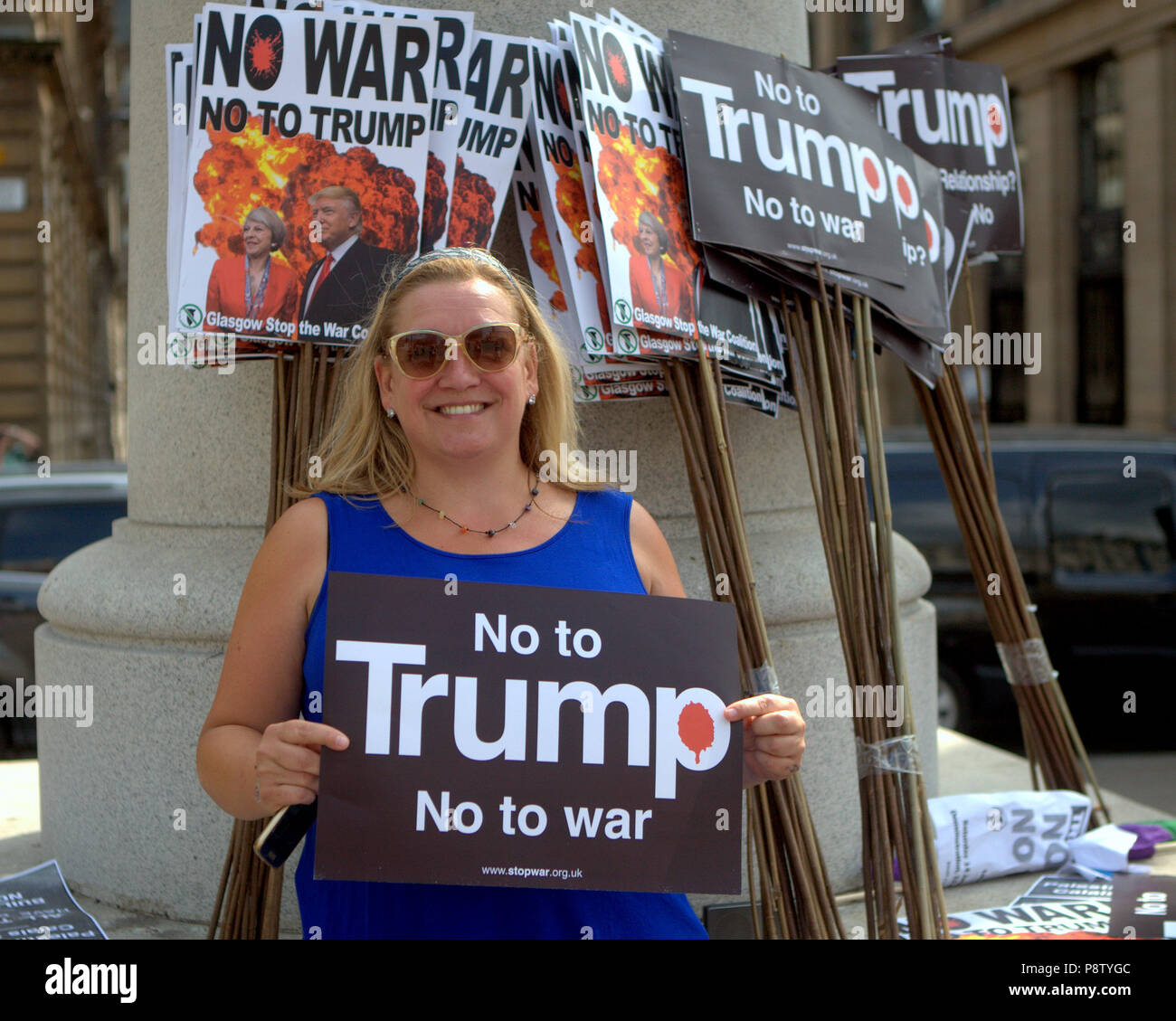 Glasgow, Scotland, Regno Unito xiii Luglio.Donald Trump protesta mondiale supportato in George Square, il museo civico e il centro amministrativo della city.Organized dalla Scozia contro Trump era previsto per attrarre sostenitori 5000. Gerard Ferry/Alamy news Foto Stock