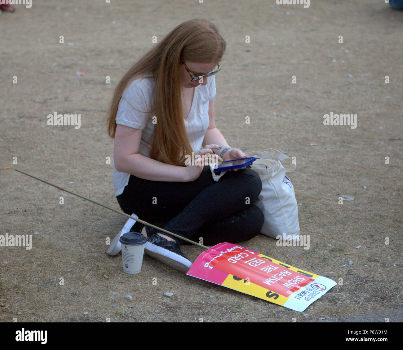 Glasgow, Scotland, Regno Unito xiii Luglio.Donald Trump protesta mondiale supportato in George Square, il museo civico e il centro amministrativo della city.Organized dalla Scozia contro Trump era previsto per attrarre sostenitori 5000. Gerard Ferry/Alamy news Foto Stock