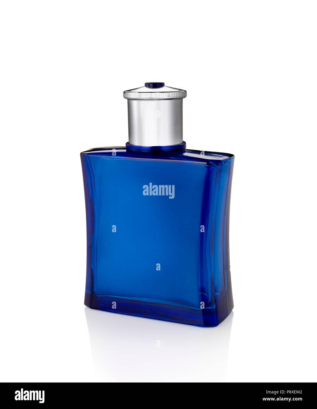Profumo bottiglia di vetro in colore blu contro uno sfondo bianco Foto  stock - Alamy