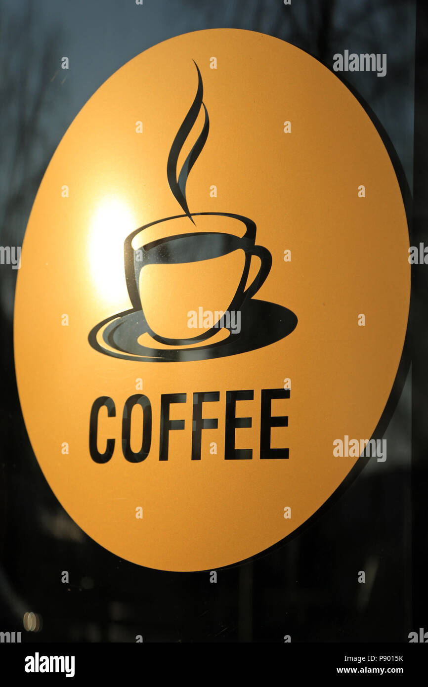 Berlino, Germania, adesivo con la scritta il caffè e il pittogramma di una tazza di caffè Foto Stock