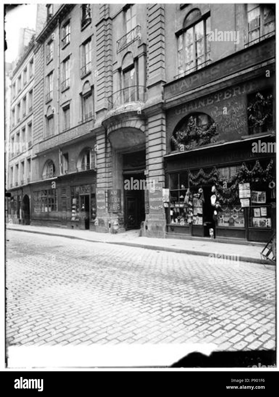 334 Hôtel de Beauvais - Vue générale sur rue - Paris 04 - Médiathèque de l'architecture et du patrimoine - APMH00037856 Foto Stock