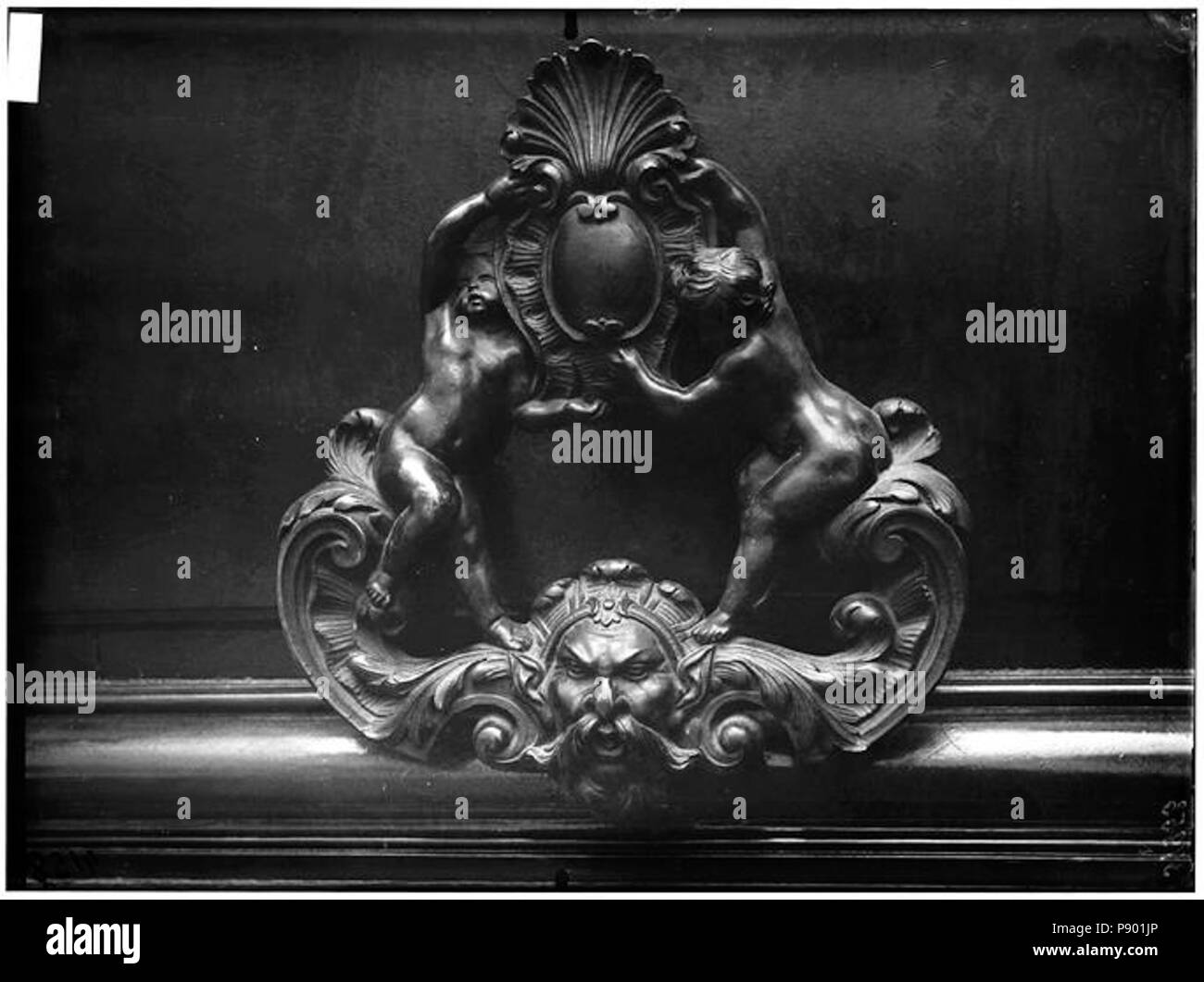 334 Hôtel Matignon (ancien) Ministère (Premier Ministre),Ambassade d'Autriche (ancienne) - Heurtoir - Paris 07 - Médiathèque de l'architecture et du patrimoine - APMH00037953 Foto Stock