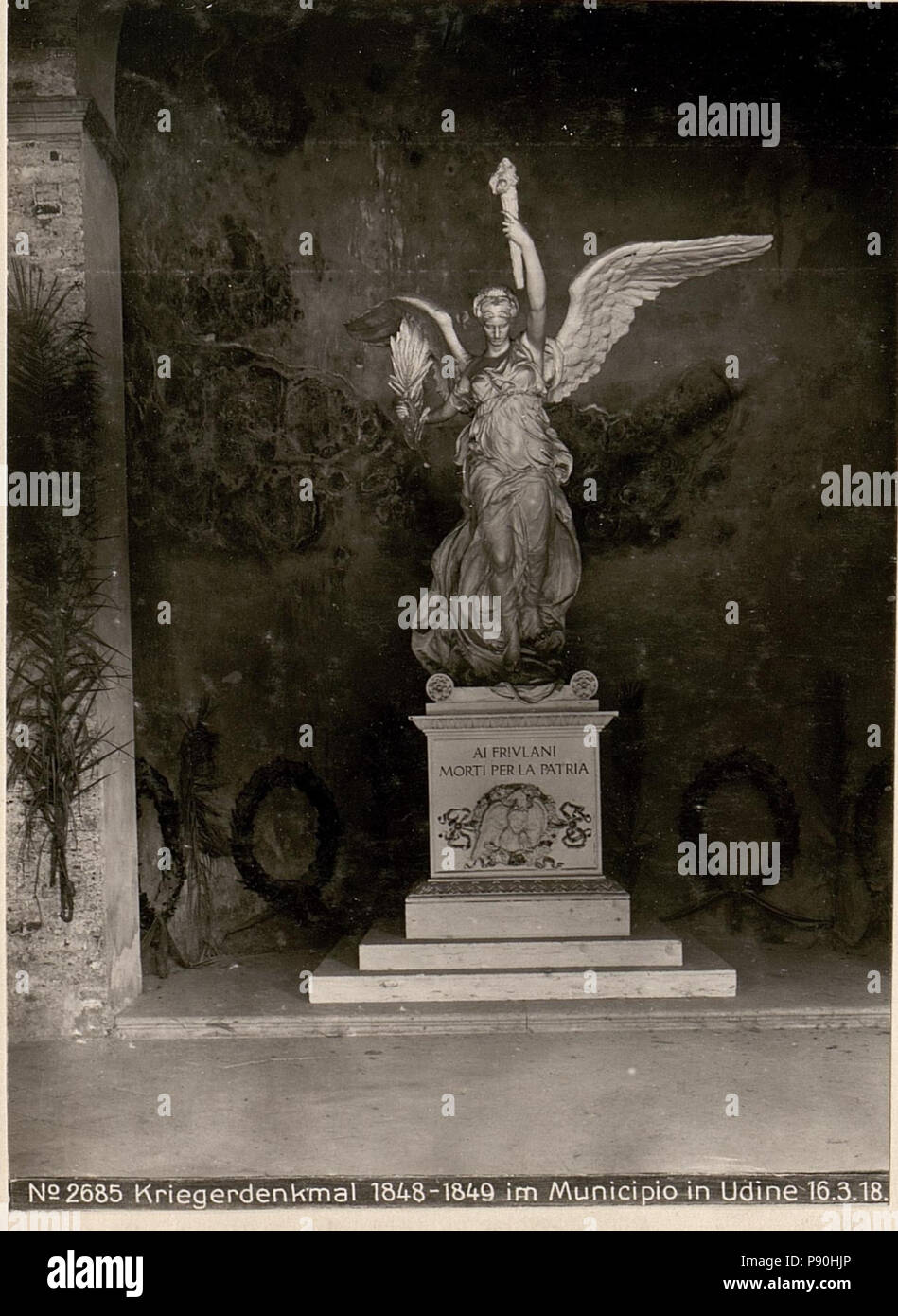 . 365 Kriegerdenkmal 1848-1849 im Municipio in Udine 16.3.18. (BildID 15616428) Foto Stock