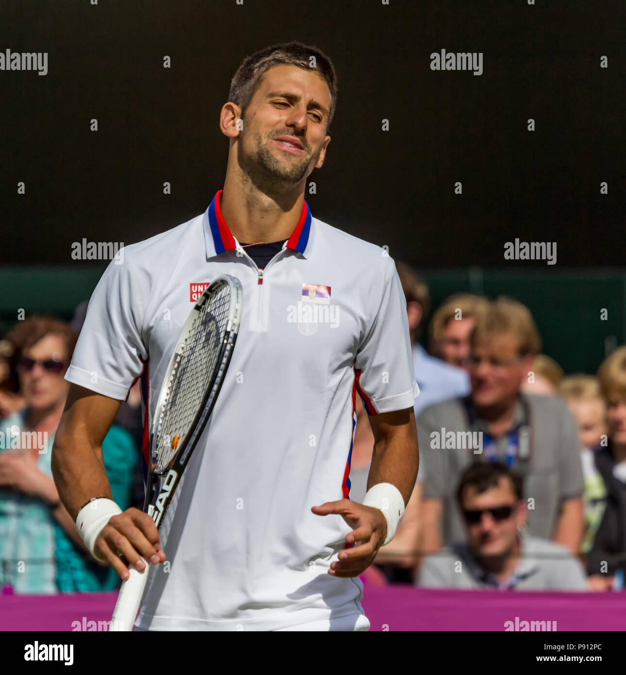 Giocatore di Tennis Novak Djokovic a giocare alle 2012 Olimpiadi di Londra a Wimbledon, Londra, Regno Unito il 30 Luglio 2012 Foto Stock