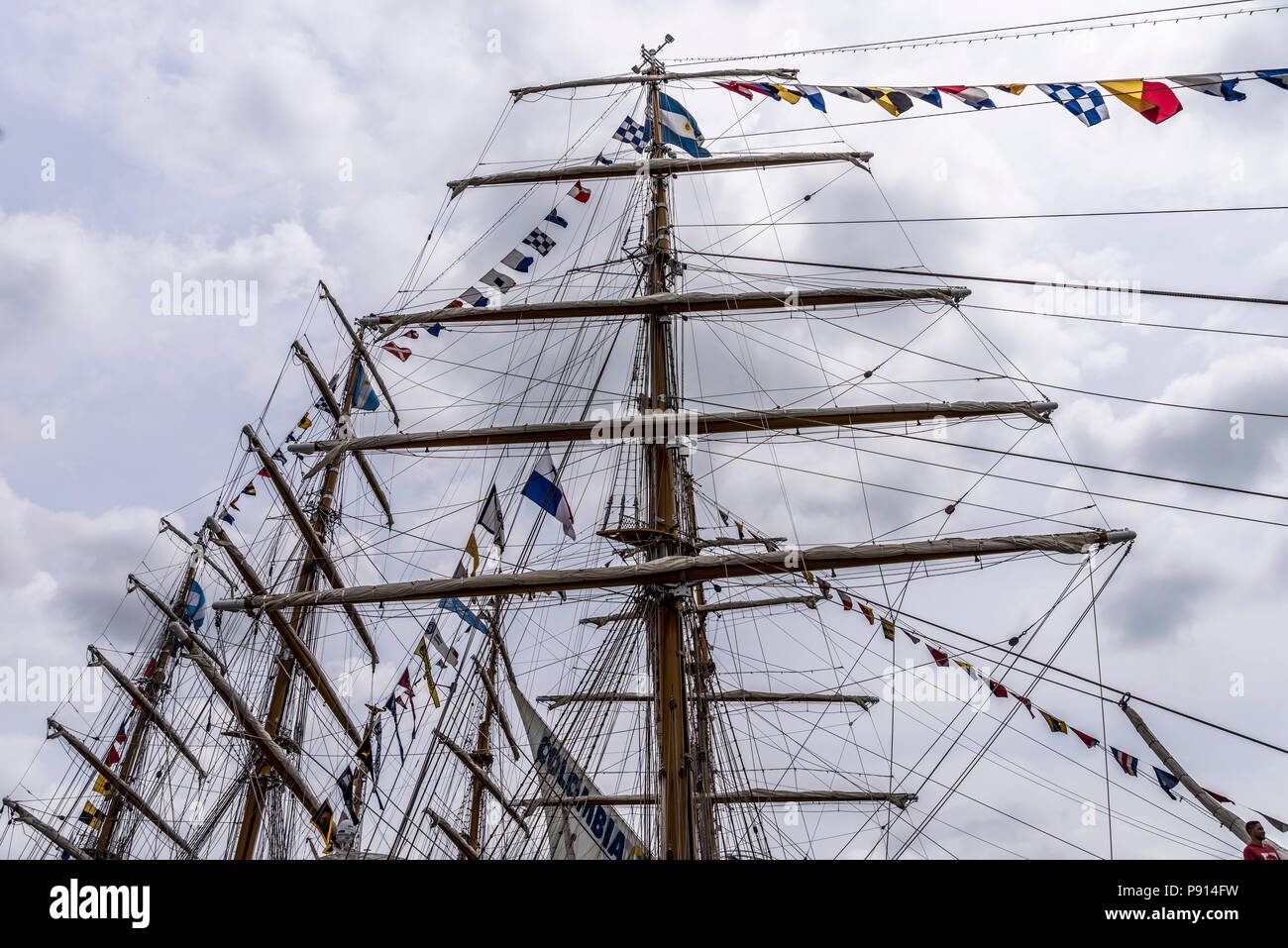 Il montante di navi a vela tall spar, o disposizione di longheroni a tall ships Velas Latinoamerica 2018 regata Foto Stock