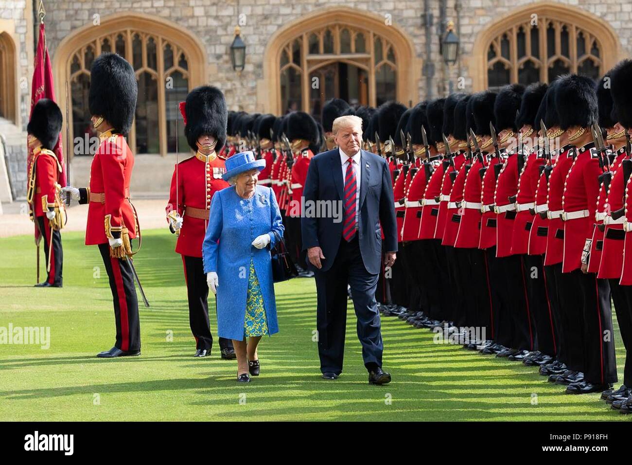 To honour of the queen immagini e fotografie stock ad alta risoluzione -  Alamy