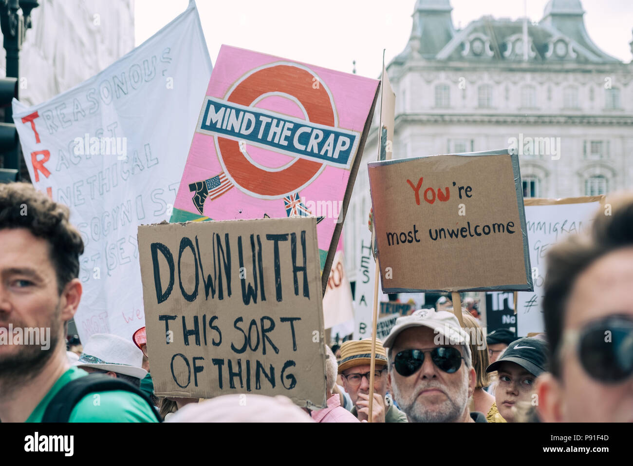 Londra, Regno Unito. 13 luglio 2018. 100.000 protesta nel centro di Londra contro la visita del Presidente statunitense Donald Trump Credito: Tom Leighton/Alamy Live News Foto Stock