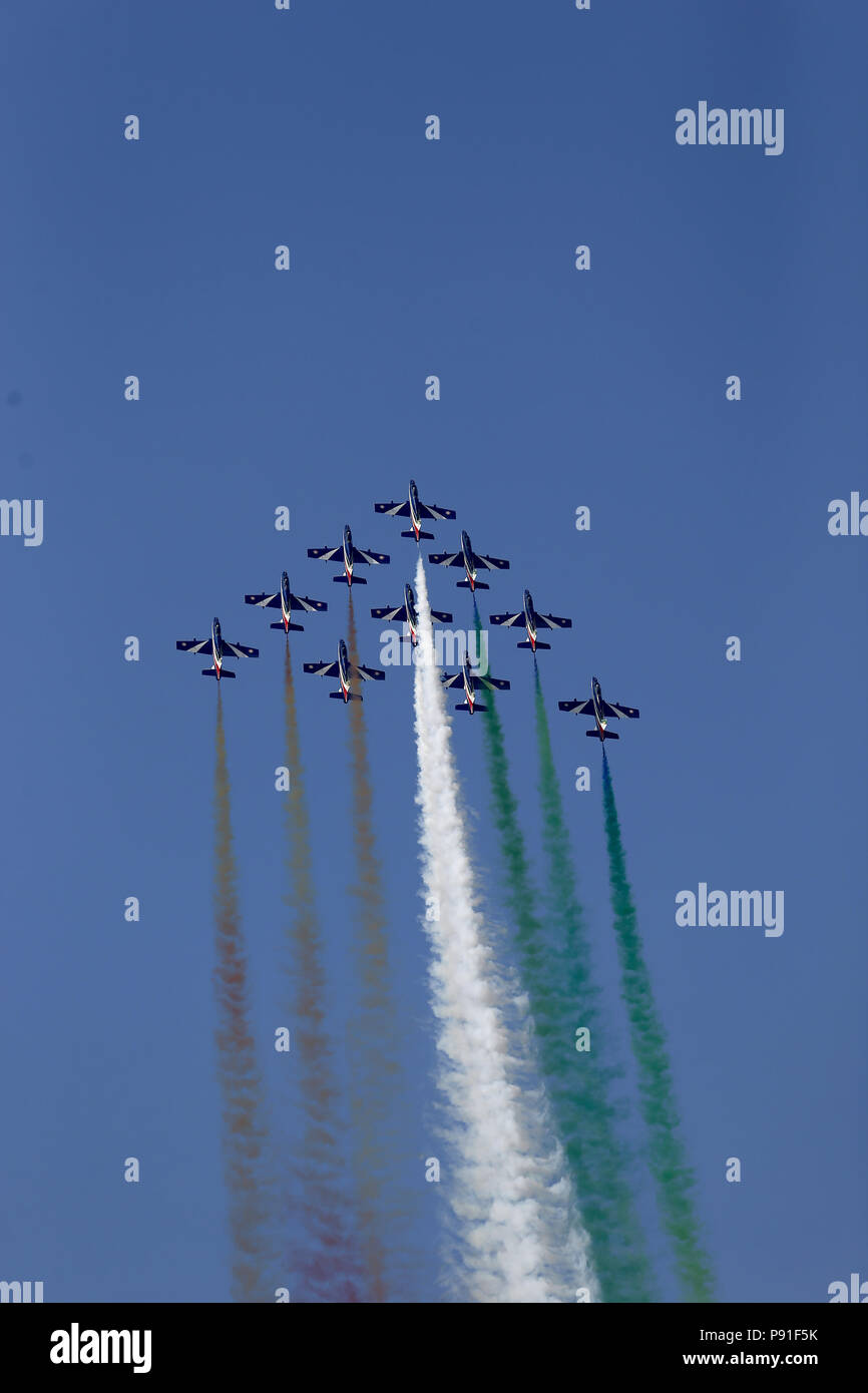 Torino, Italia. Dal 01 Giugno, 2018. mostra delle frecce a Torino AIR SHOW 2016 centenario Aeritalia Credit: Indipendente Agenzia fotografica/Alamy Live News Foto Stock