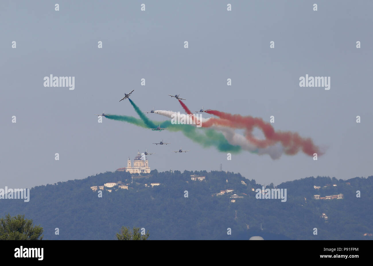 Torino, Italia. Dal 01 Giugno, 2018. mostra delle frecce a Torino AIR SHOW 2016 centenario Aeritalia Credit: Indipendente Agenzia fotografica/Alamy Live News Foto Stock