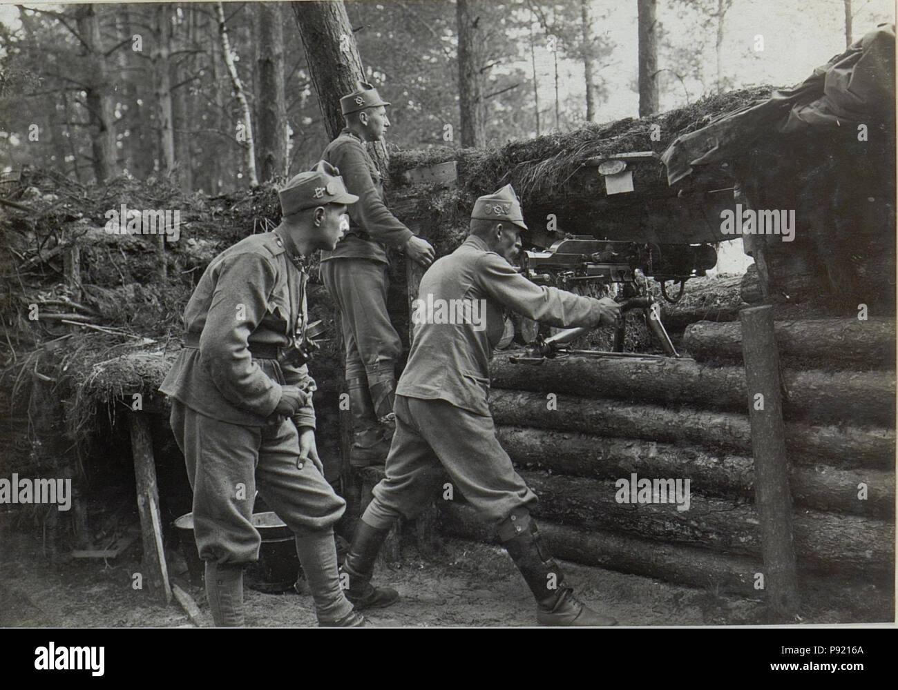 . 412 Maschinen Gewehr Abteilung 3-4 in der Waldstellung beim Infanterieregiment 4 (BildID 15443596) Foto Stock