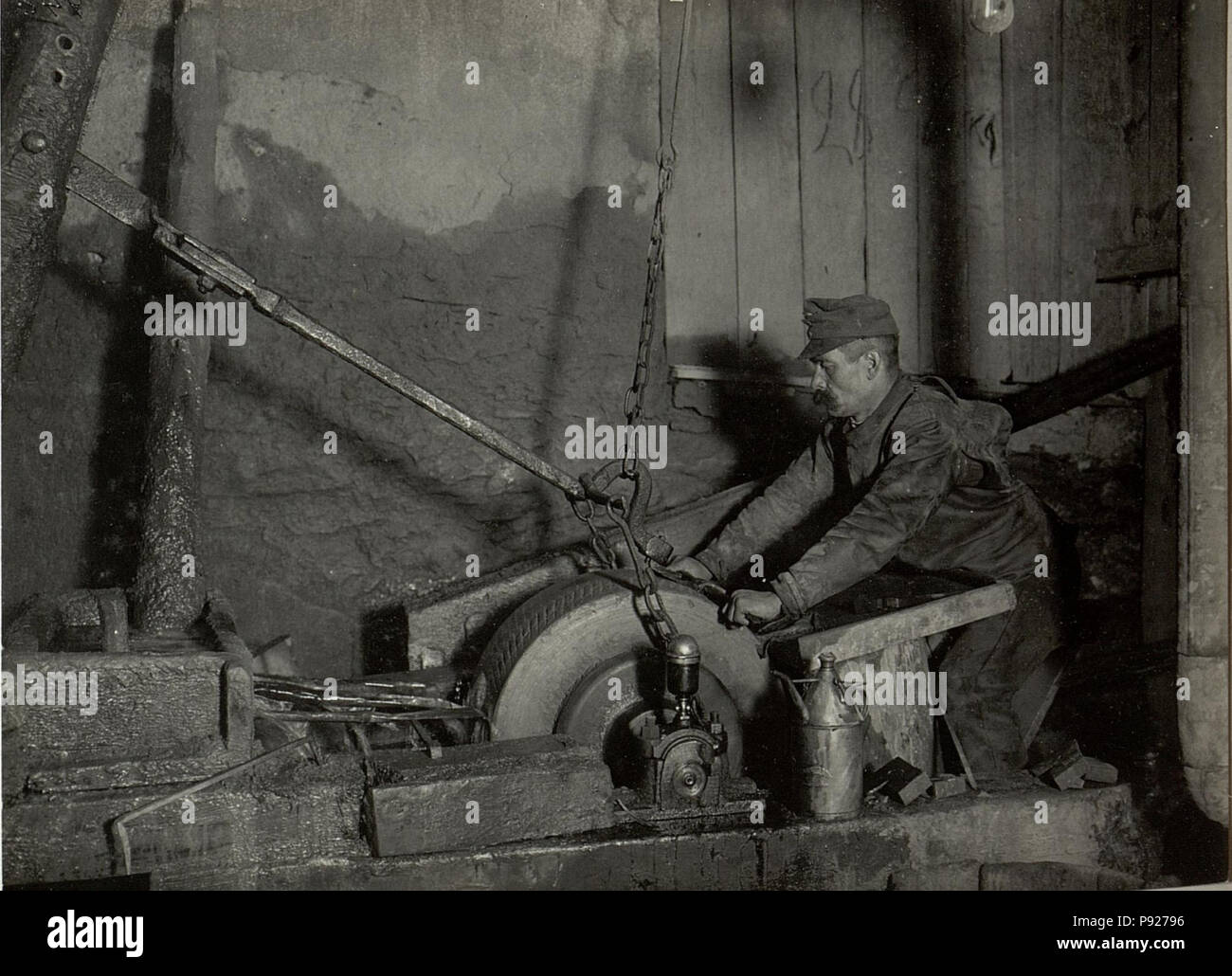 . 420 Mobiles Schanzzeugdepot Nro.7. Schleiferei. (BildID 15466832) Foto Stock