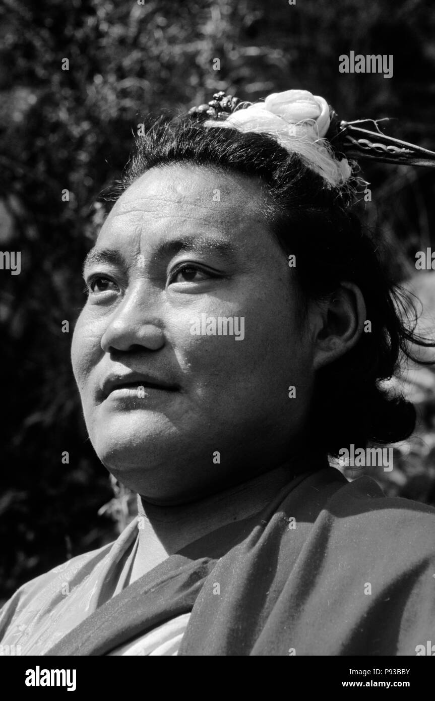 LUNDUP DORJE un buddista Yogi è stata meditando in tibetano grotte per 18 anni - TERDROM convento, centrale, TIBET Foto Stock