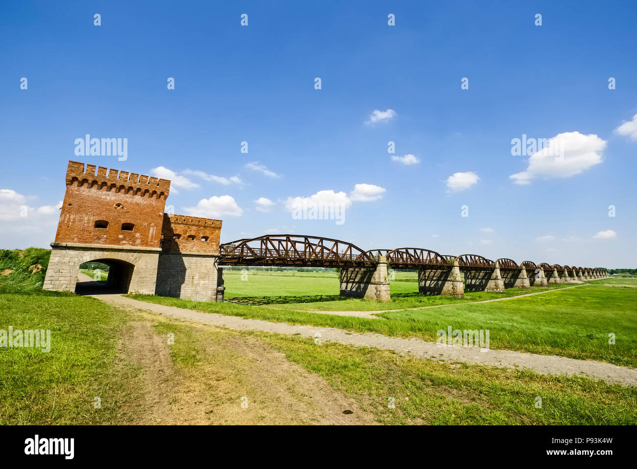 Rovine del ponte di Elba Dömitz, Bassa Sassonia, Germania Foto Stock