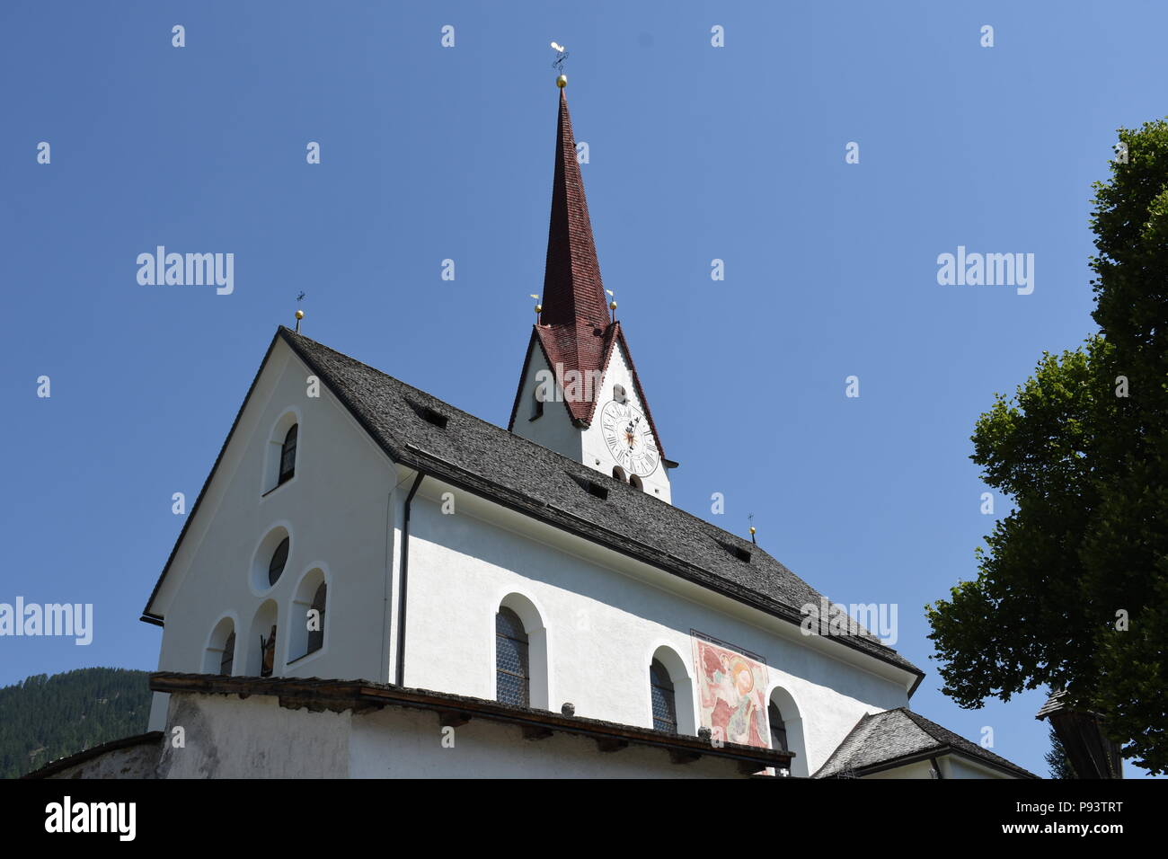 Abfaltersbach, Abfaltern, Osttirol, Val Pusteria, Kirche, Kirchturm, Fresko, Pfarrkirche, Sankt Andrä, Andreas, Gotik, Barock Foto Stock