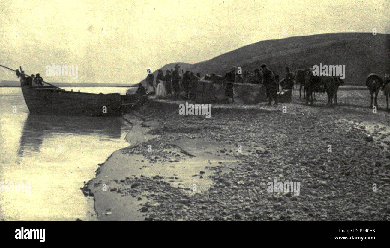 Un traghetto Euphratean. Incidenti di un antiquario della vita. 1910. Foto Stock