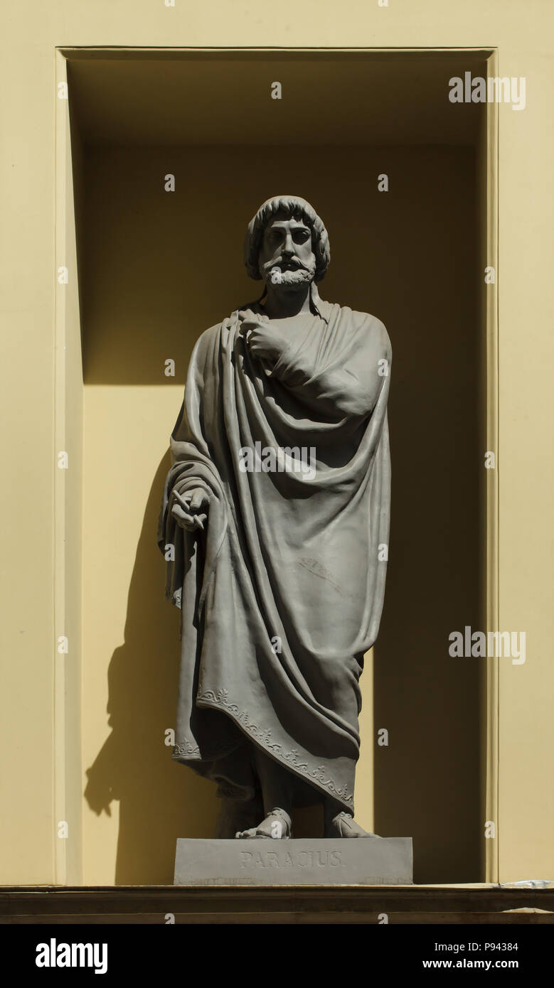 Il Greco antico pittore Paracius. Statua sulla facciata del palazzo del Nuovo Hermitage progettato dal tedesco architetto neoclassico Leo von Klenze a San Pietroburgo, Russia. Foto Stock