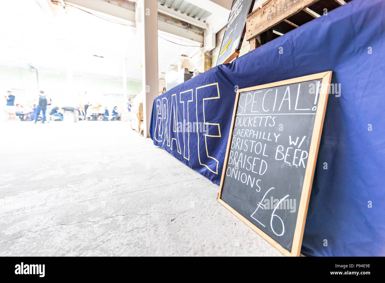 Raggiungere Finzels Street Market alimentare nella fermentazione edificio nord Foto Stock