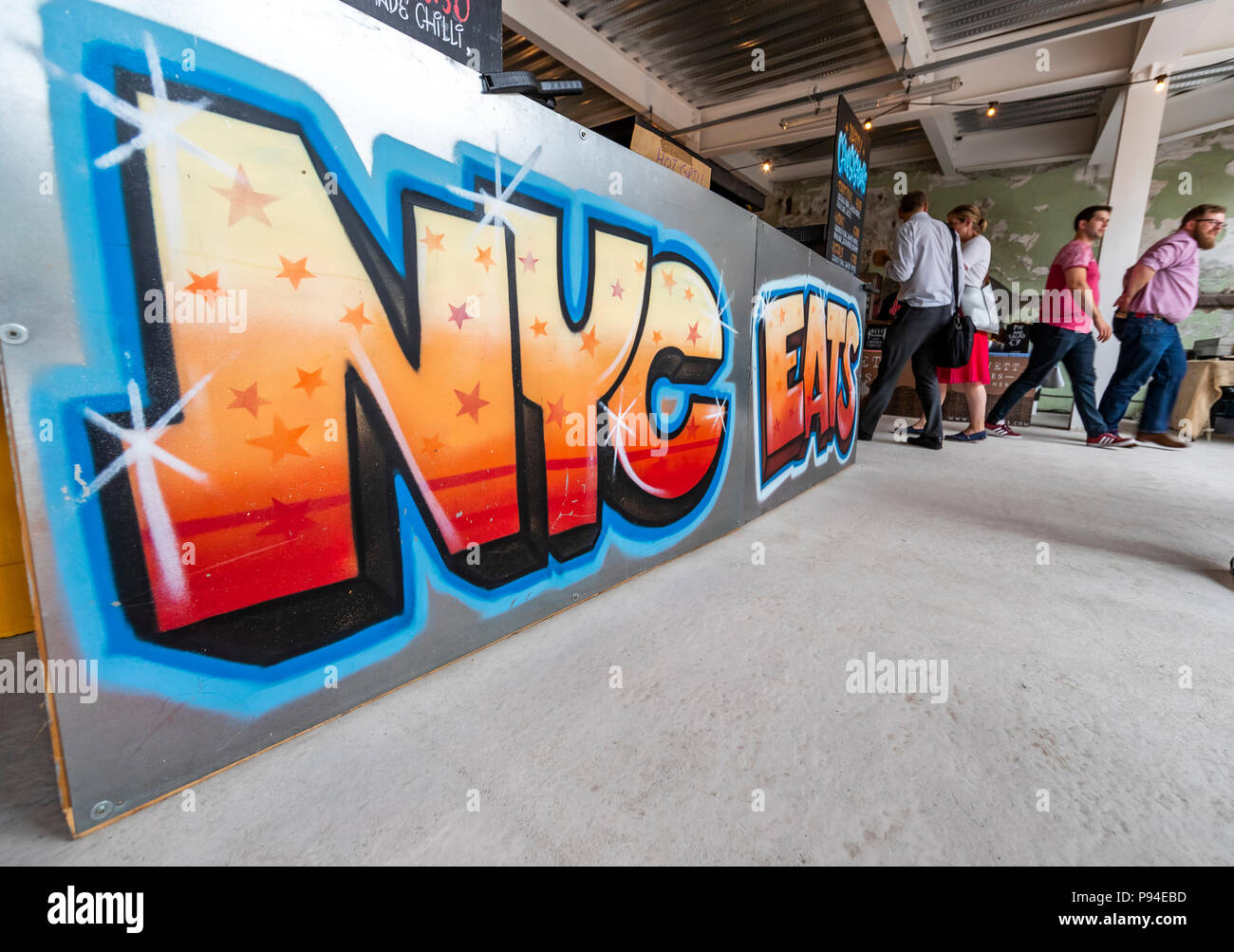 Raggiungere Finzels Street Market alimentare nella fermentazione edificio nord Foto Stock