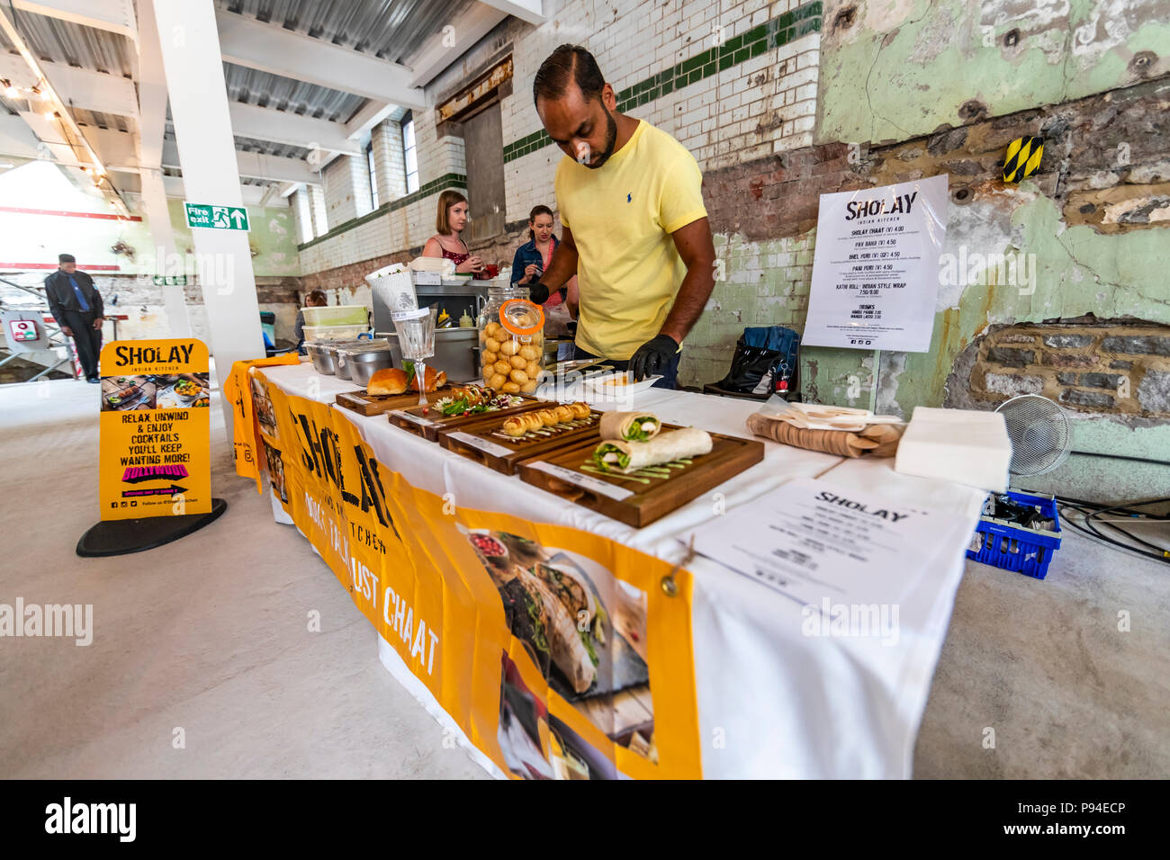 Raggiungere Finzels Street Market alimentare nella fermentazione edificio nord Foto Stock