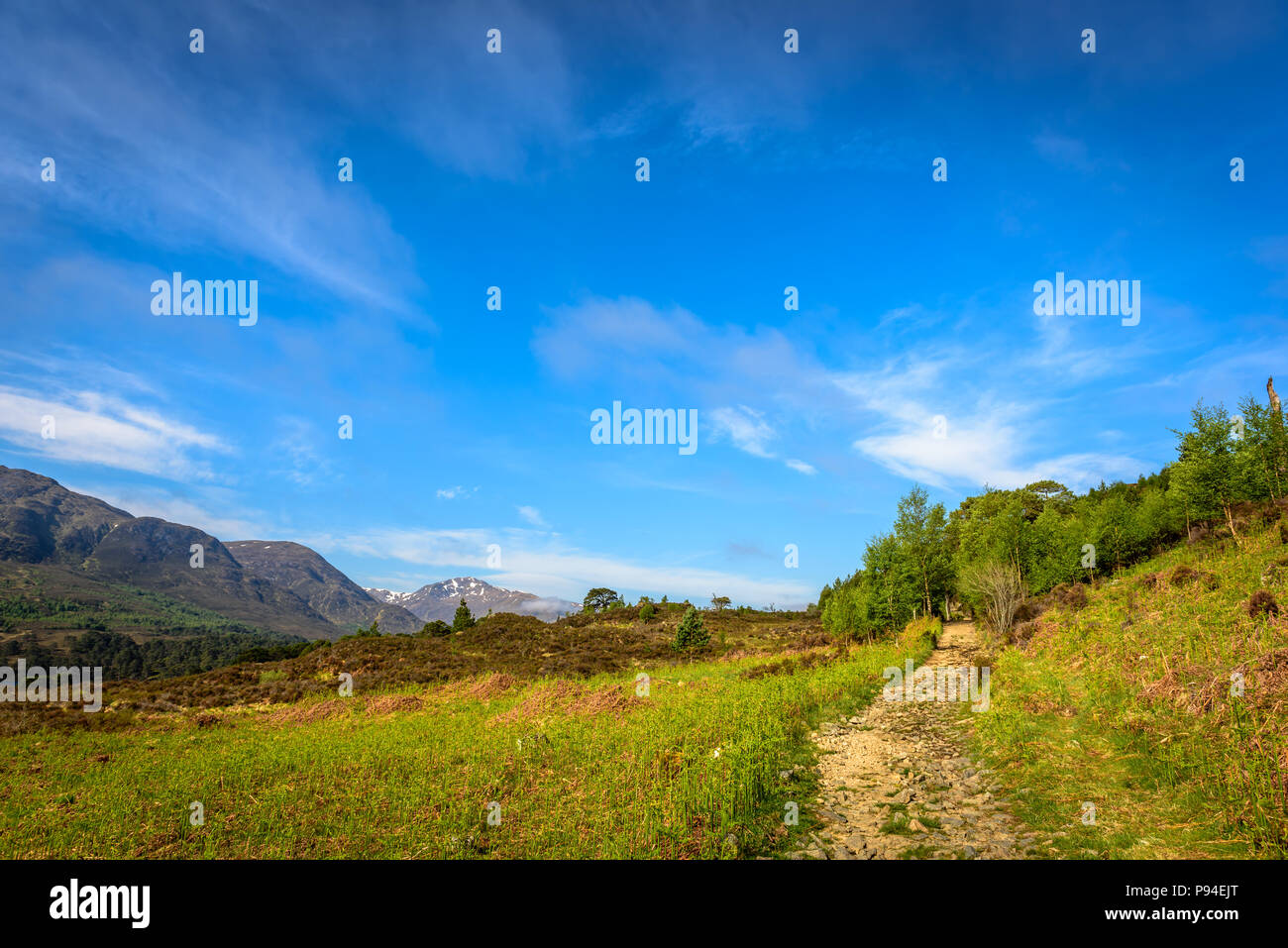 Paesaggio scozzese. montagne e bellissimo il cielo sopra la Scozia. Foto Stock