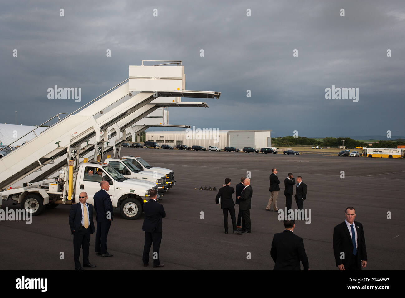 Prestwick, Scozia, il 13 luglio 2018. Presidente Donald Trump, e moglie Melania, arrivano su Air Force One a Glasgow Prestwick International Airport all'inizio di un viaggio di due giorni in Scozia. Credito di immagine: Jeremy Sutton-Hibbert/ Alamy News. Foto Stock