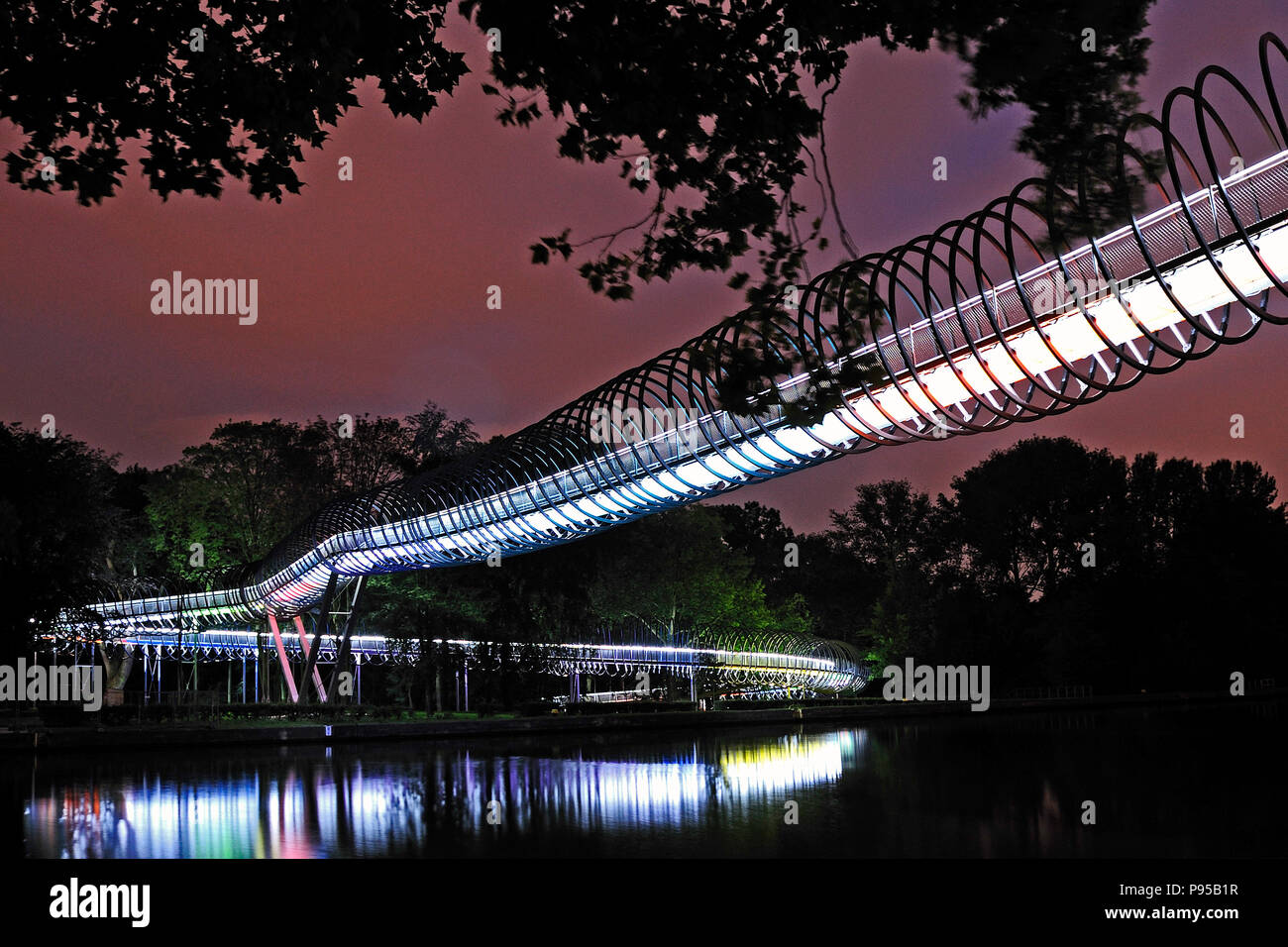 In Germania, in Renania settentrionale-Vestfalia - Ponte Rehberger Slinky molle per fama a Oberhausen Foto Stock